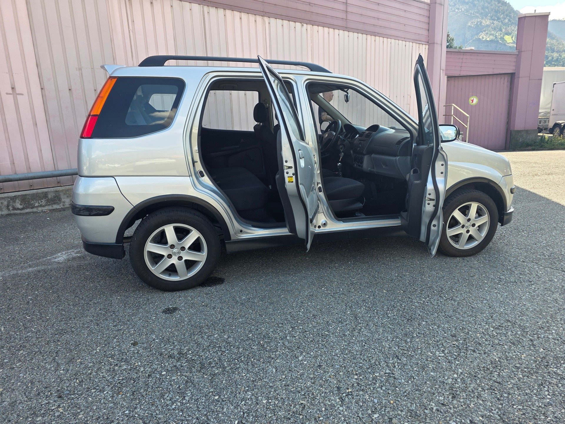 SUZUKI Ignis 1.3 16V Turbodiesel GL Top-image-12