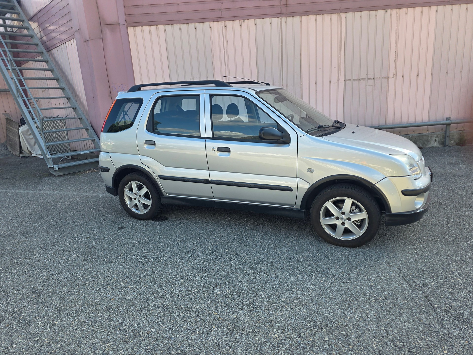 SUZUKI Ignis 1.3 16V Turbodiesel GL Top-image-3