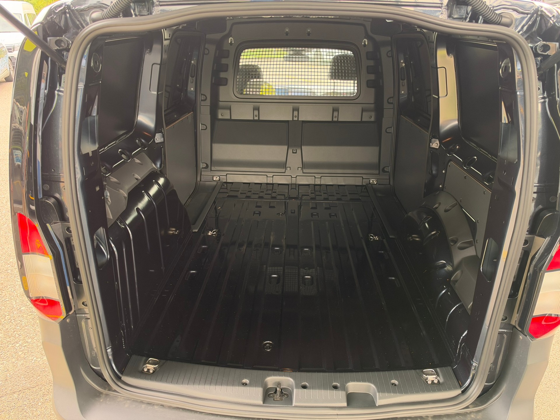 FORD Grand Transit Connect Kasten 2.0 EcoBlue Trend-image-8