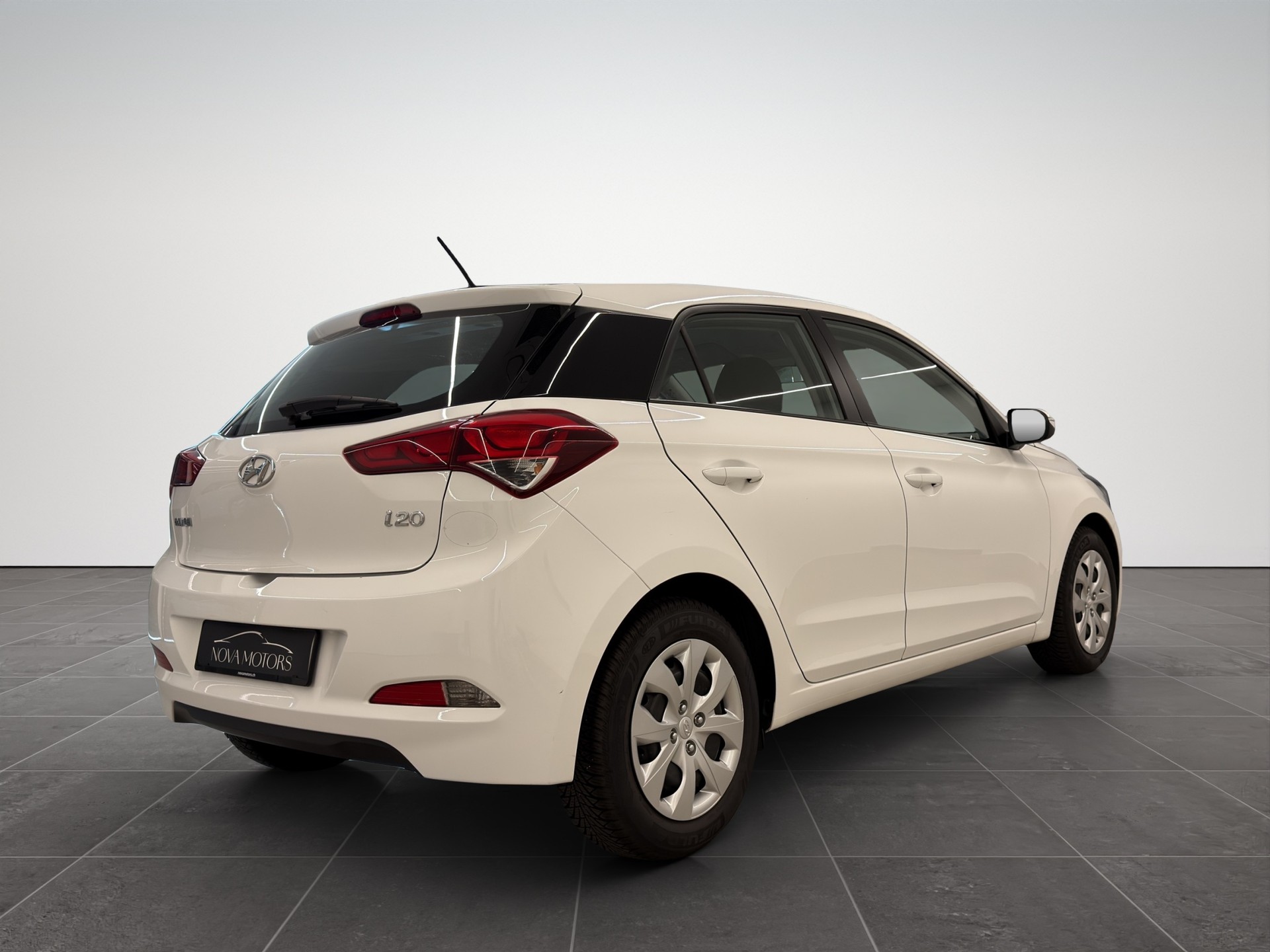 HYUNDAI i20 active-image-6
