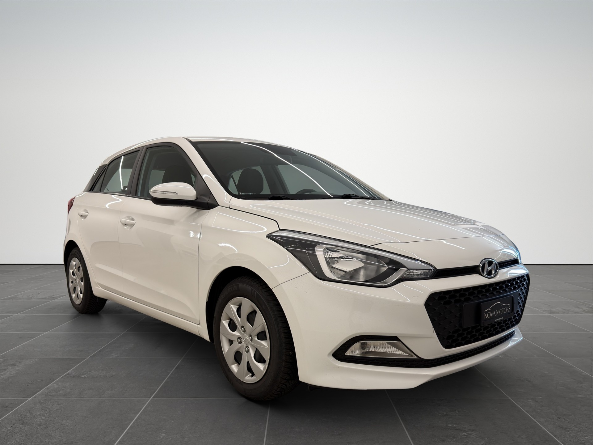 HYUNDAI i20 active-image-7