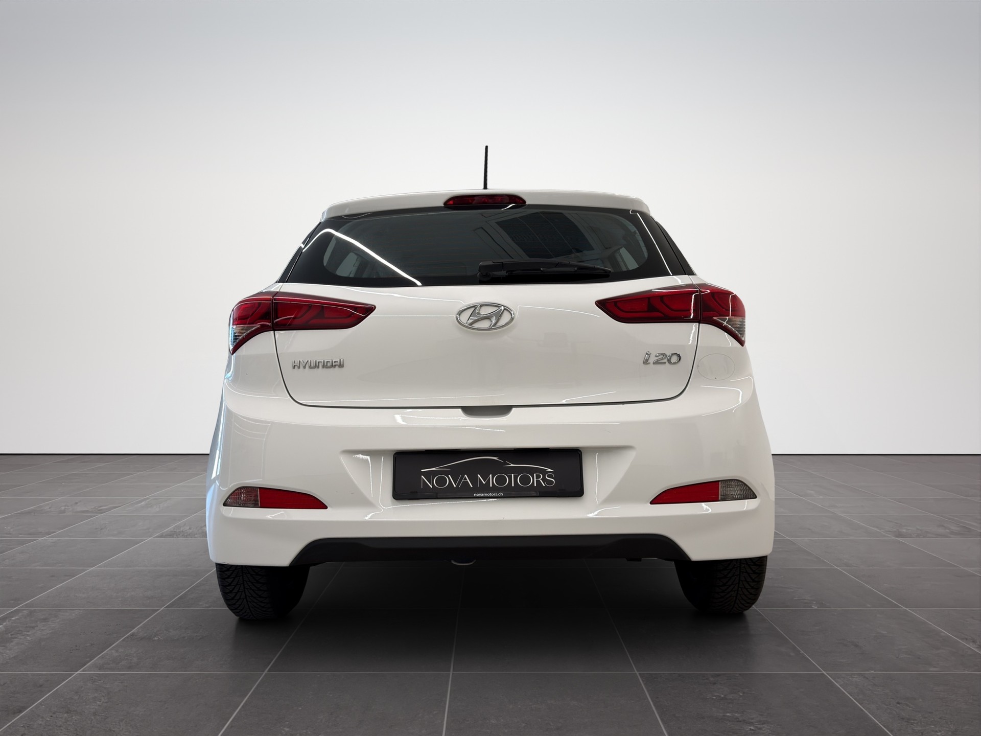 HYUNDAI i20 active-image-4