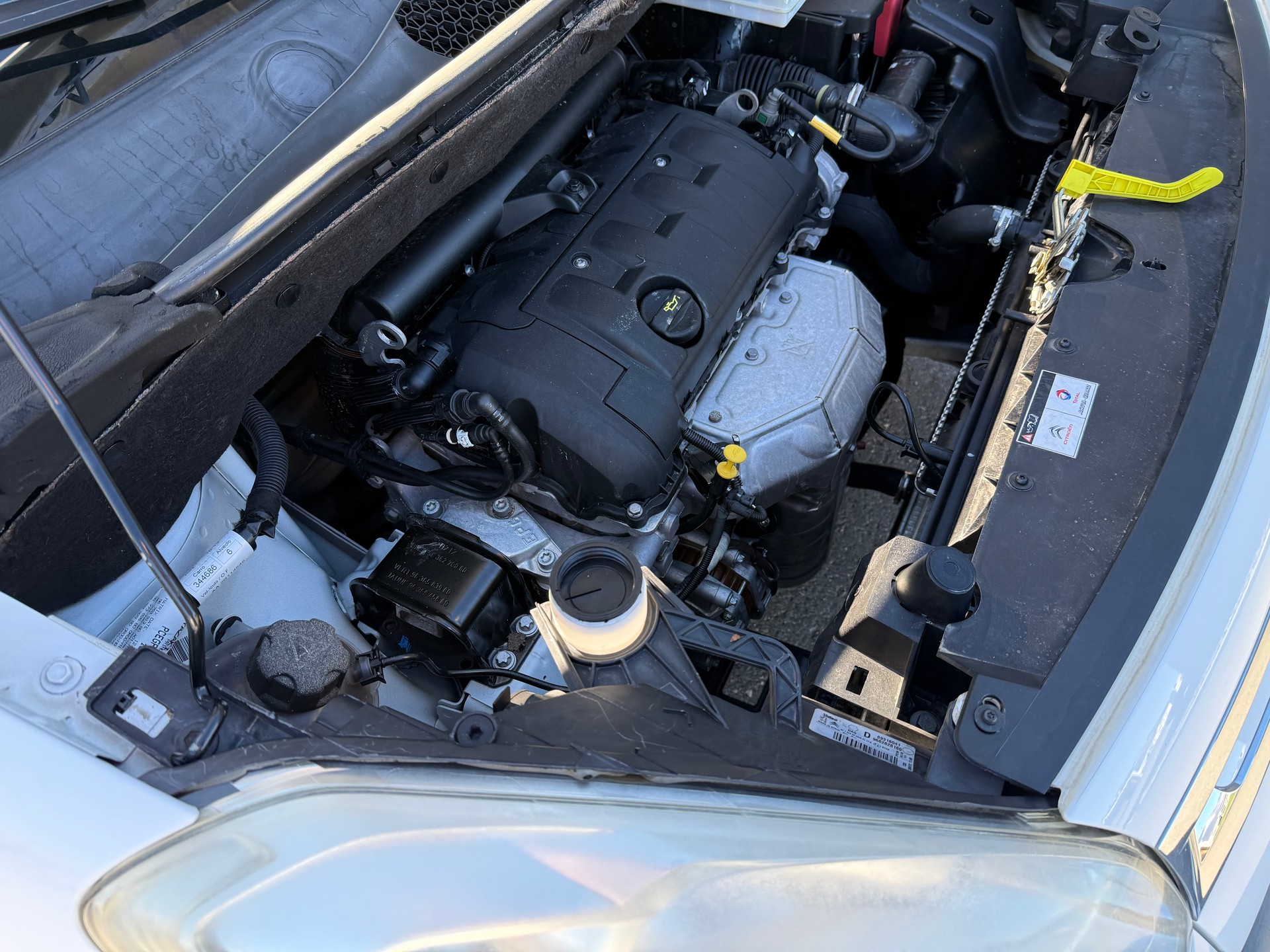 CITROEN BERLINGO 1.6 ESSENCE CHARGÉ 702 KG-image-16