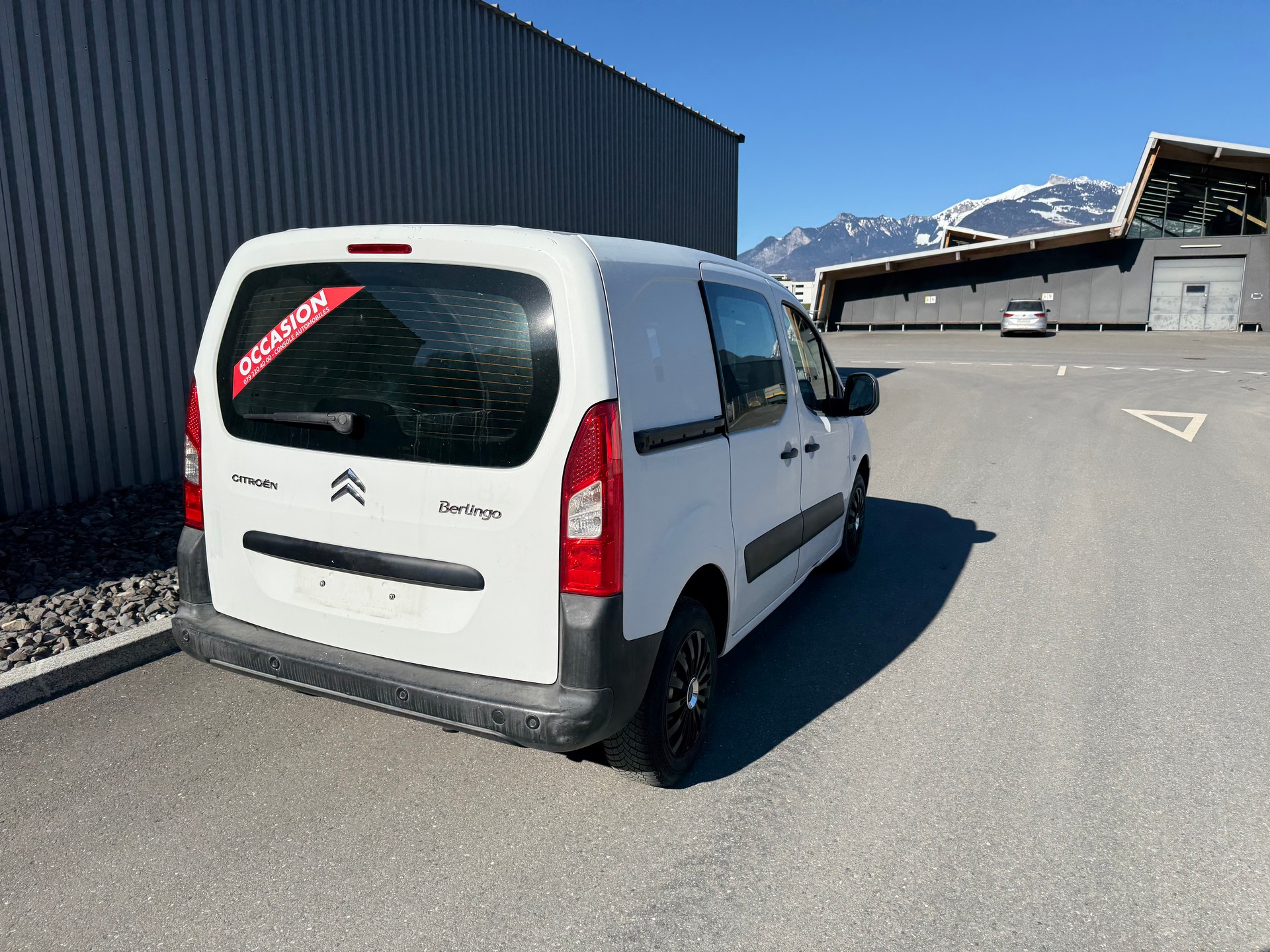 CITROEN BERLINGO 1.6 ESSENCE CHARGÉ 702 KG-image-5