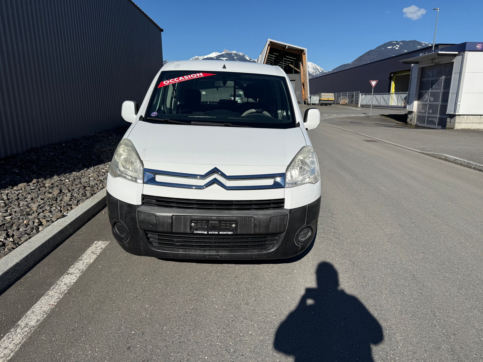 CITROEN BERLINGO 1.6 ESSENCE CHARGÉ 702 KG-image-4