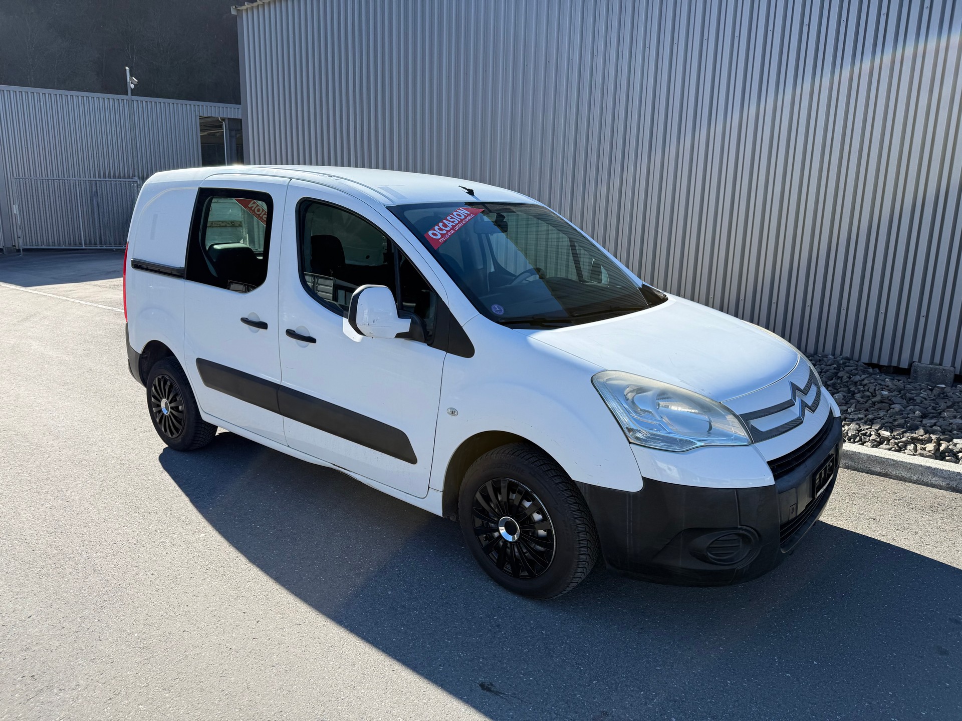 CITROEN BERLINGO 1.6 ESSENCE CHARGÉ 702 KG-image-7