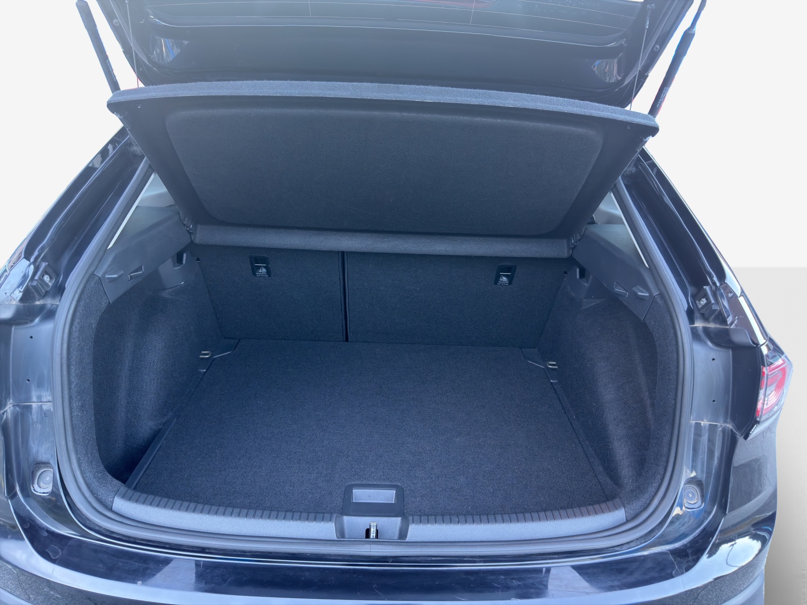 VW Taigo 1.0 TSI Life DSG-image-12