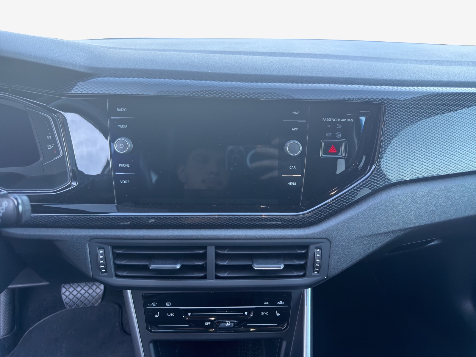 VW Taigo 1.0 TSI Life DSG-image-10