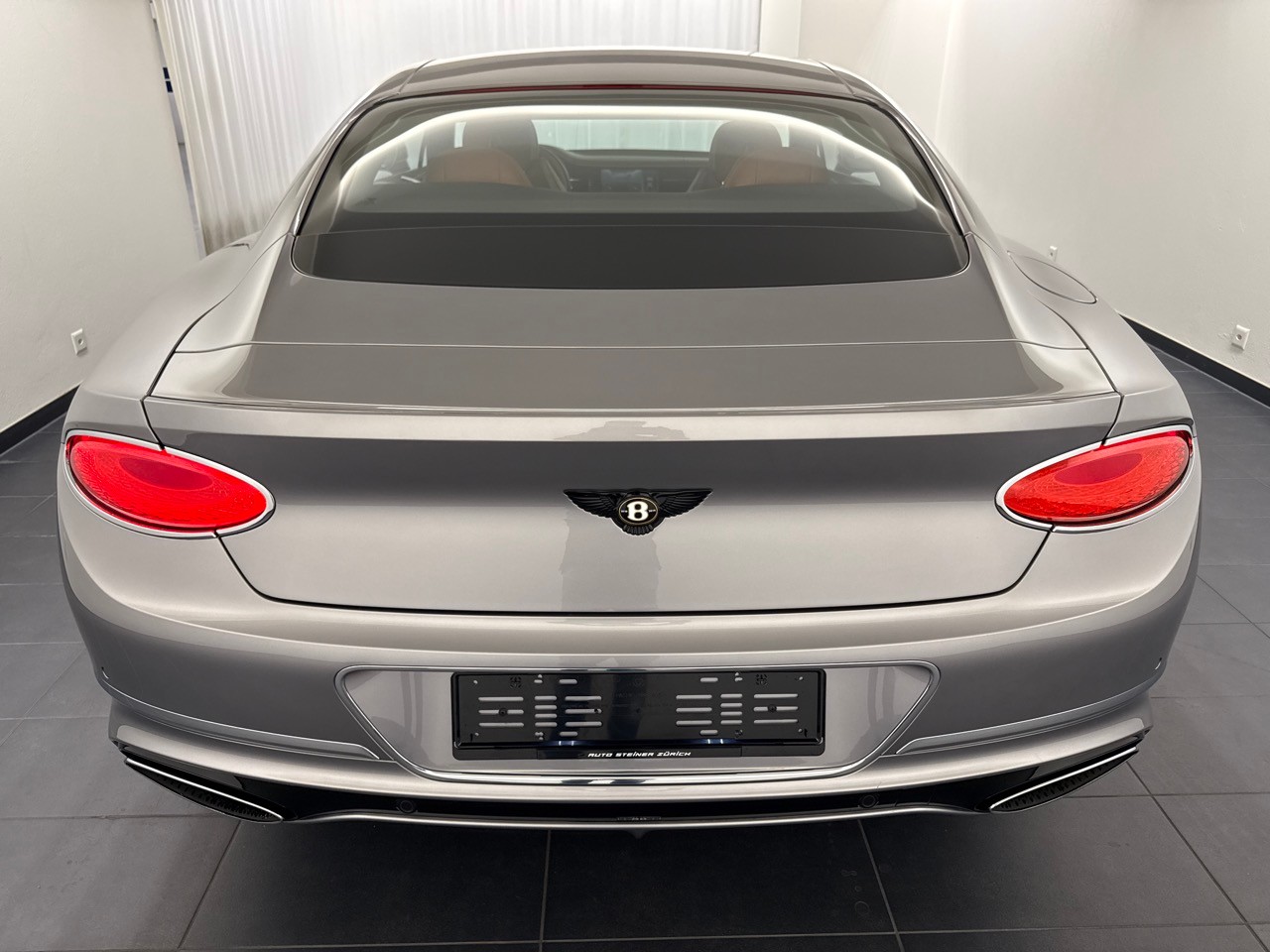 BENTLEY Continental GT 6.0 W12 ''CH-Auslieferung''-image-17
