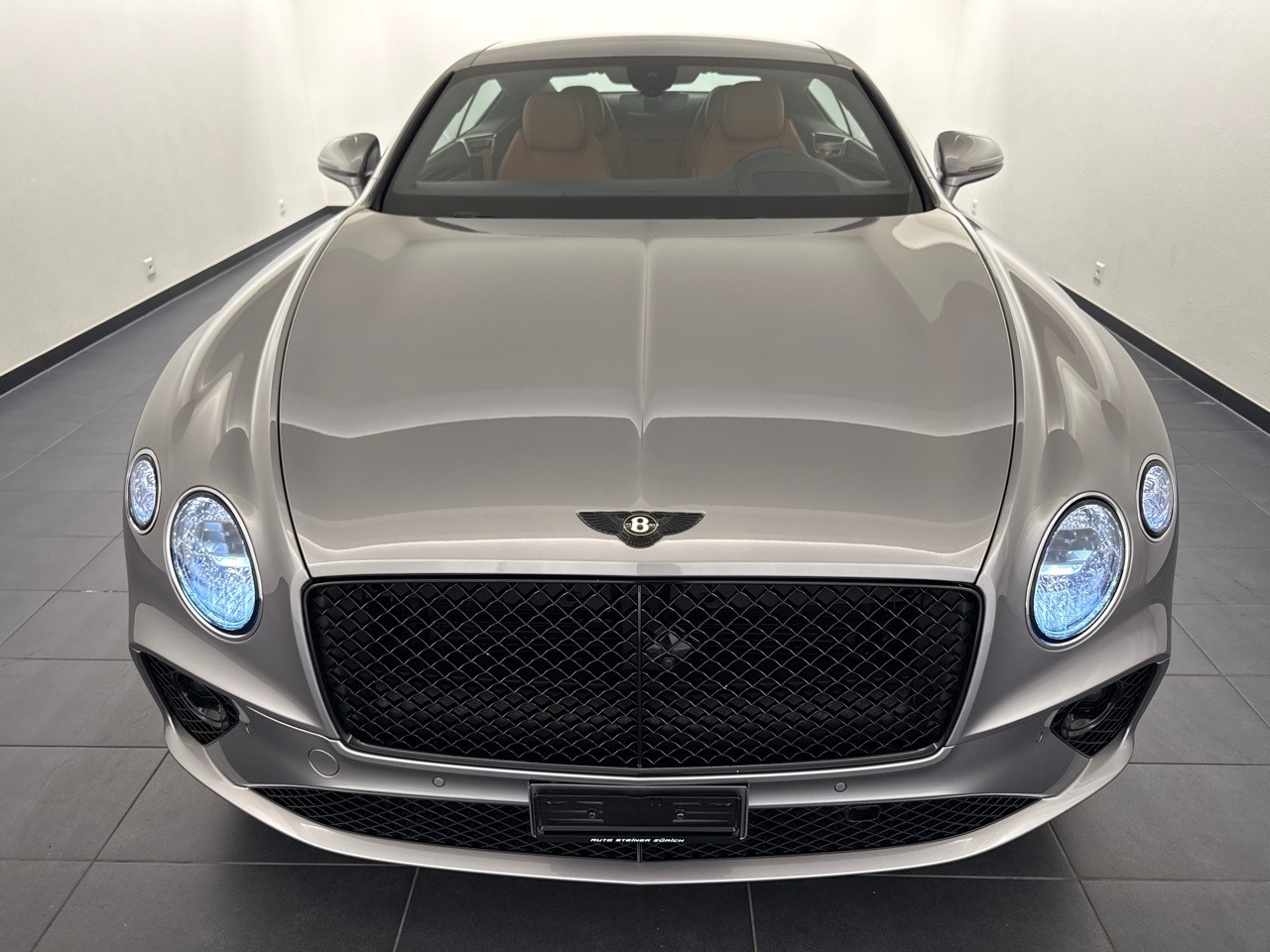 BENTLEY Continental GT 6.0 W12 ''CH-Auslieferung''-image-16