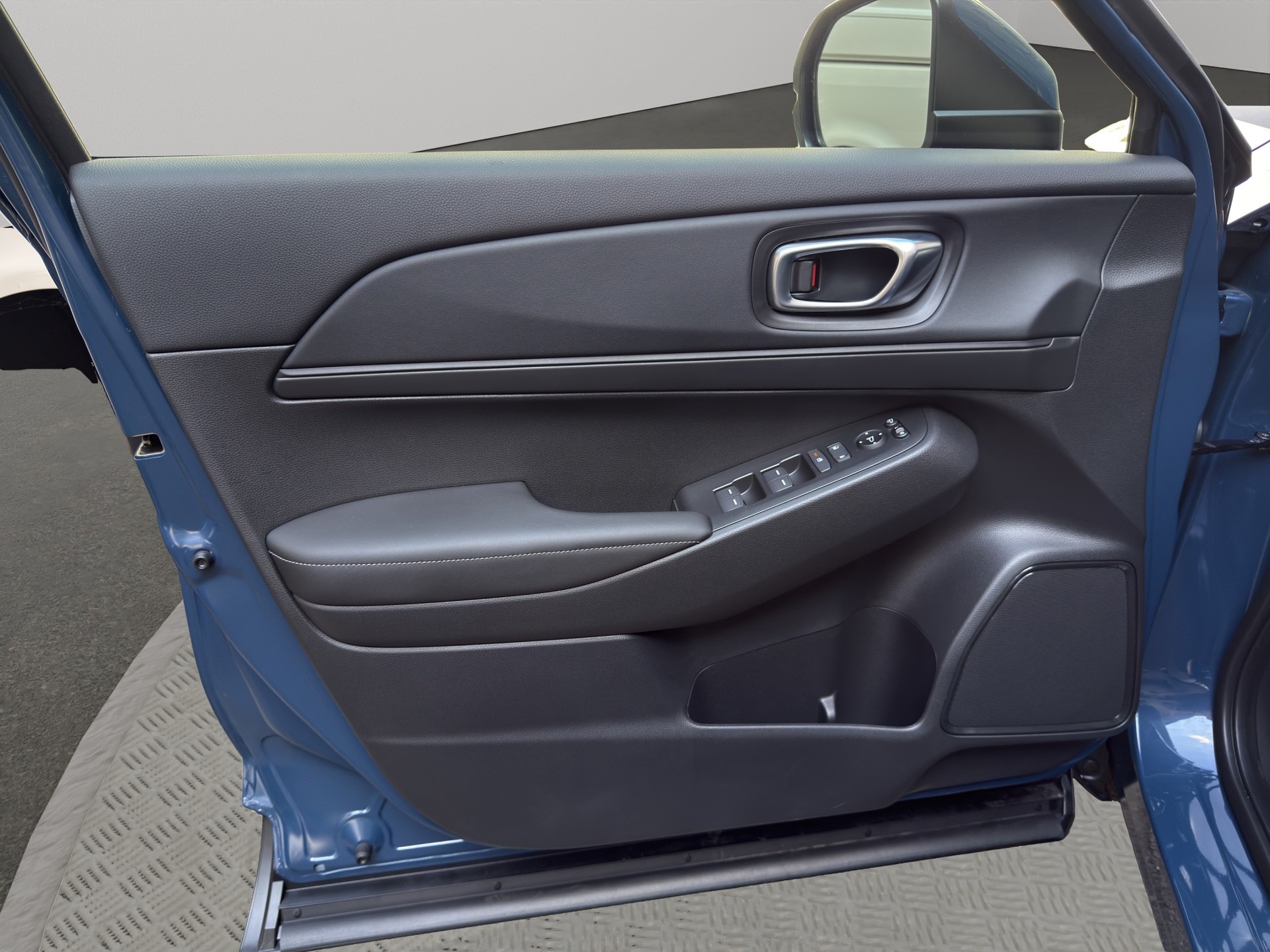 HONDA HR-V 1.5 i-MMD Elegance-image-13