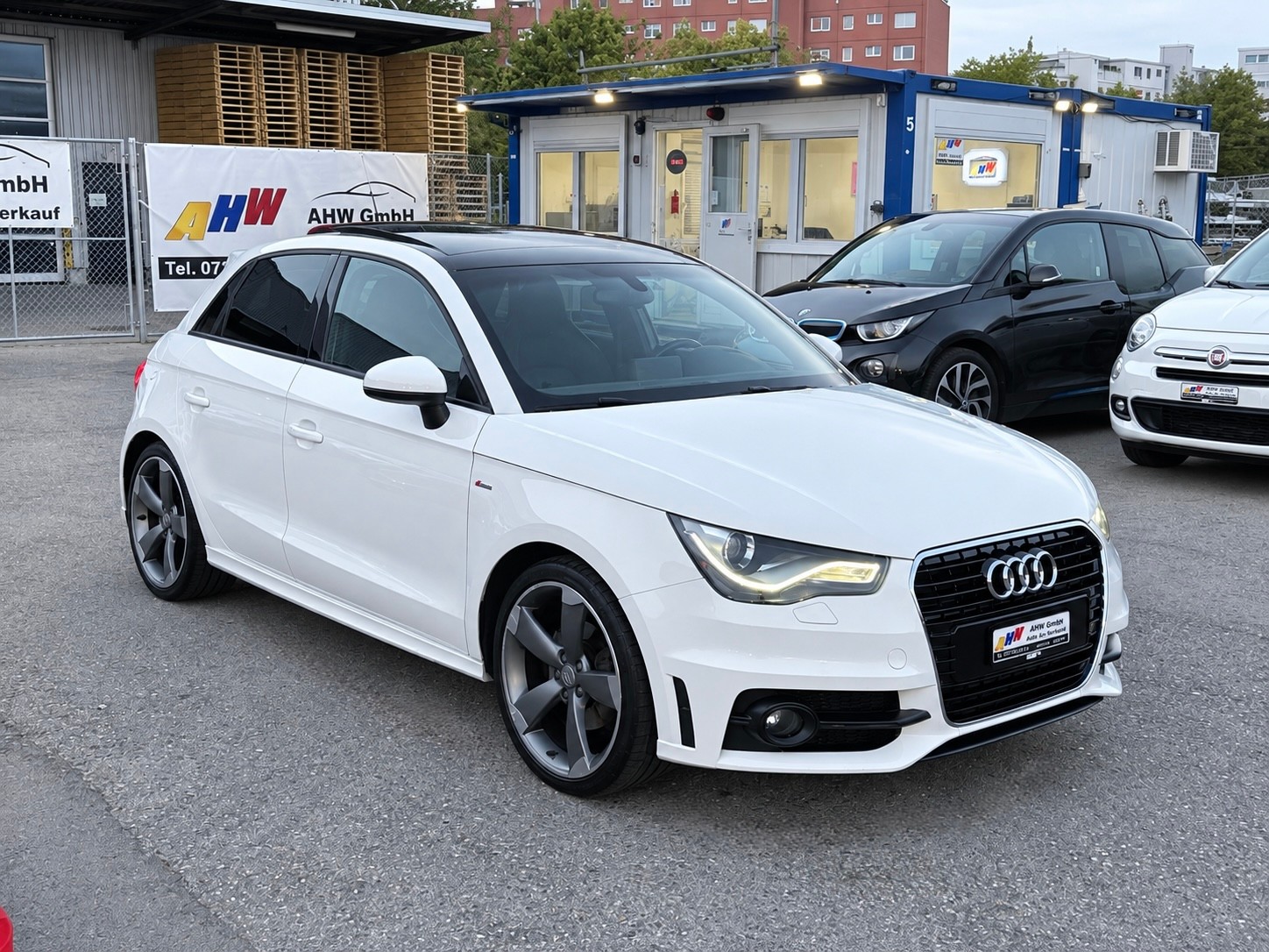 AUDI A1 Sportback Sport 1.4 TFSI Ambition S-tronic / Frisch ab MFK / BOSE Sound / Panoramadach / S-Sportsitze / Rotor Felgen-image-2