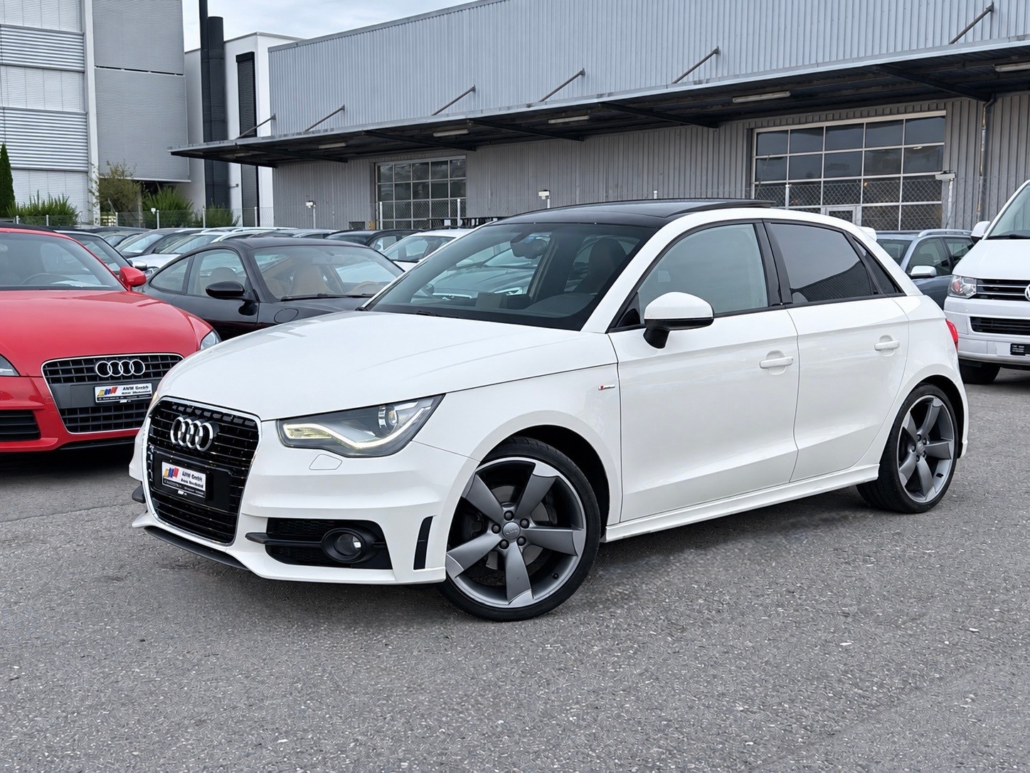 AUDI A1 Sportback Sport 1.4 TFSI Ambition S-tronic / Frisch ab MFK / BOSE Sound / Panoramadach / S-Sportsitze / Rotor Felgen-image-0