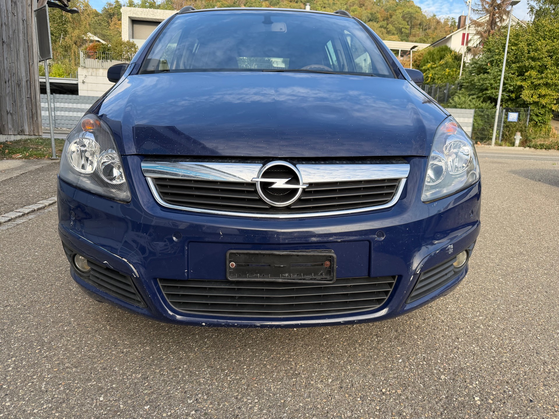 OPEL Zafira 2.2i 16V Essentia-image-1