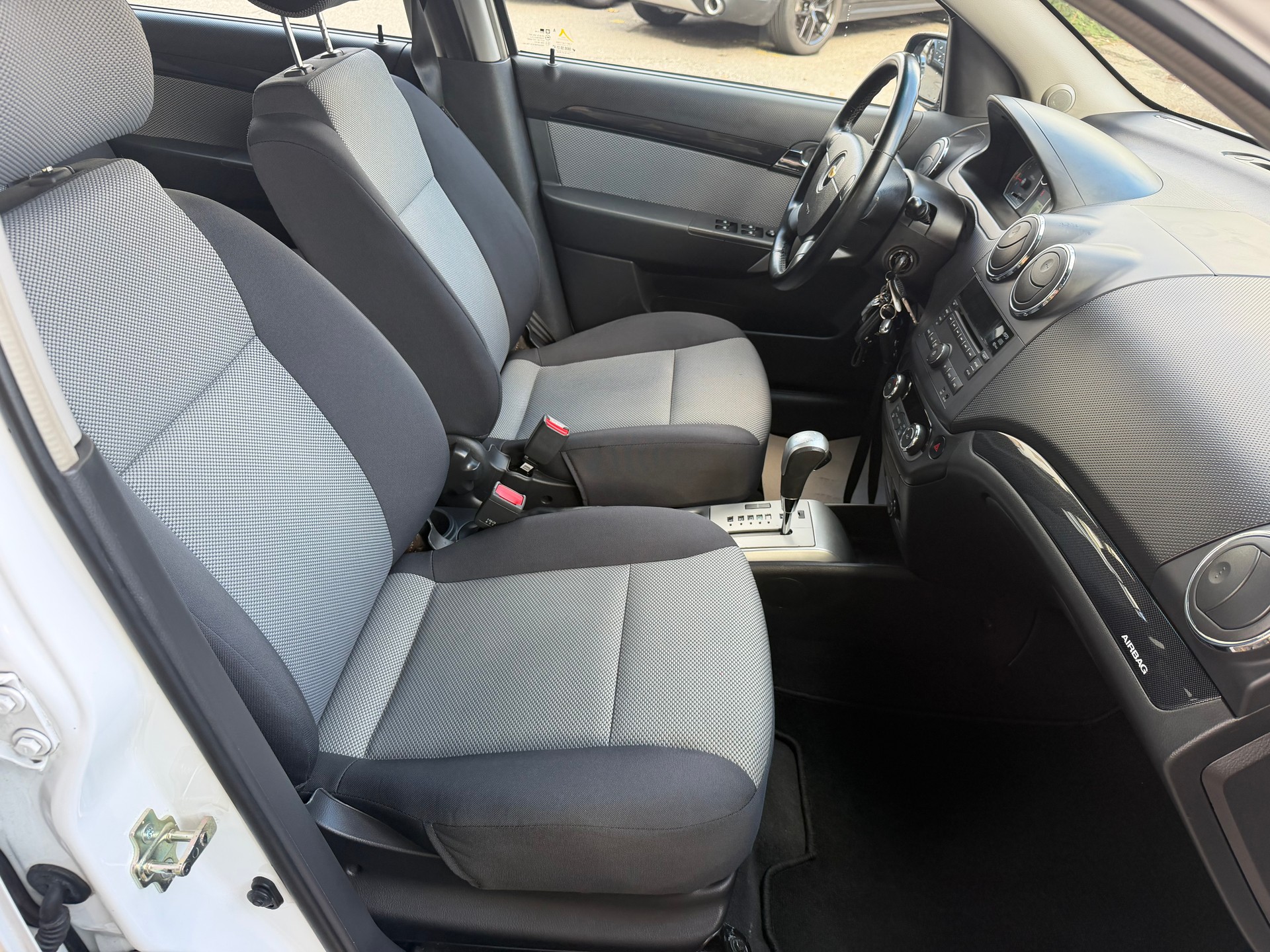CHEVROLET Aveo 1.4 LT Automatic-image-10