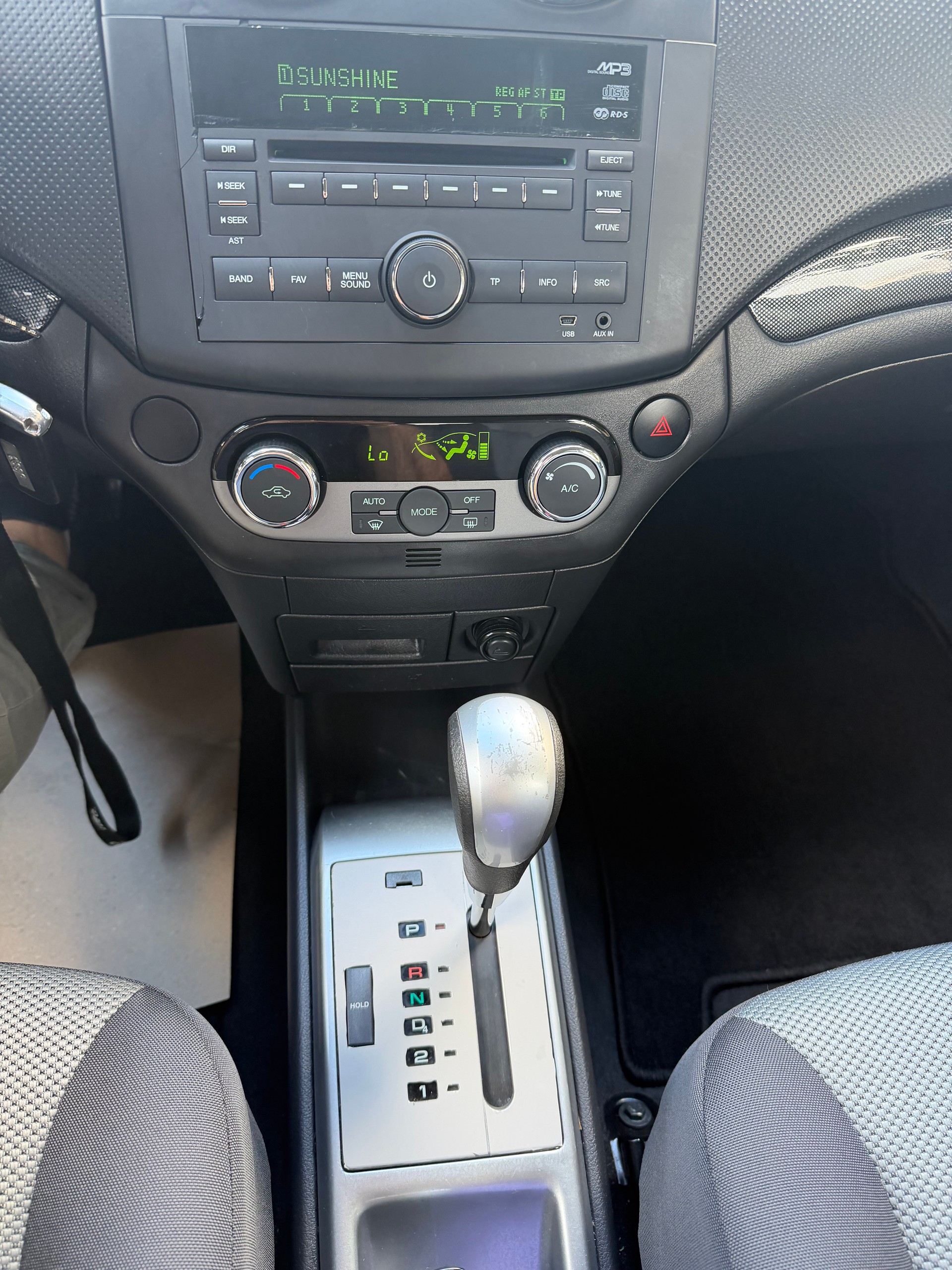 CHEVROLET Aveo 1.4 LT Automatic-image-13