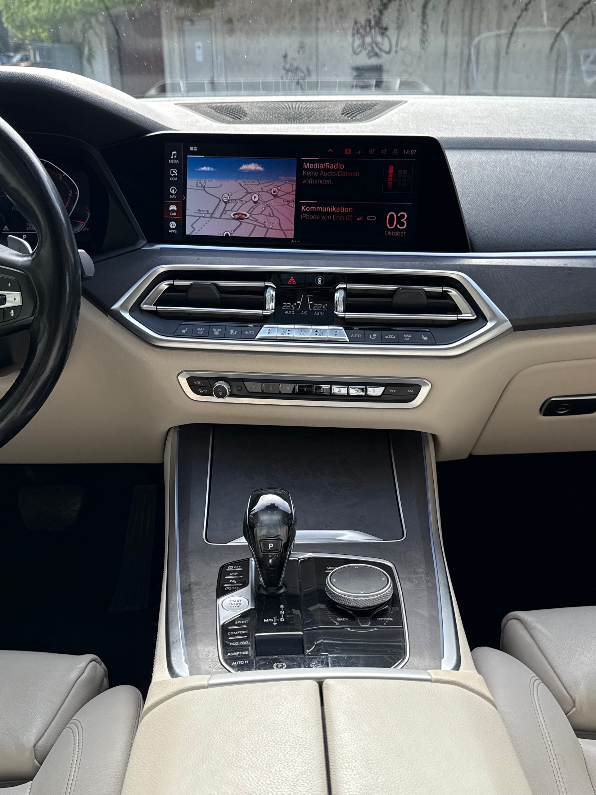 BMW 30d xDrive-image-3