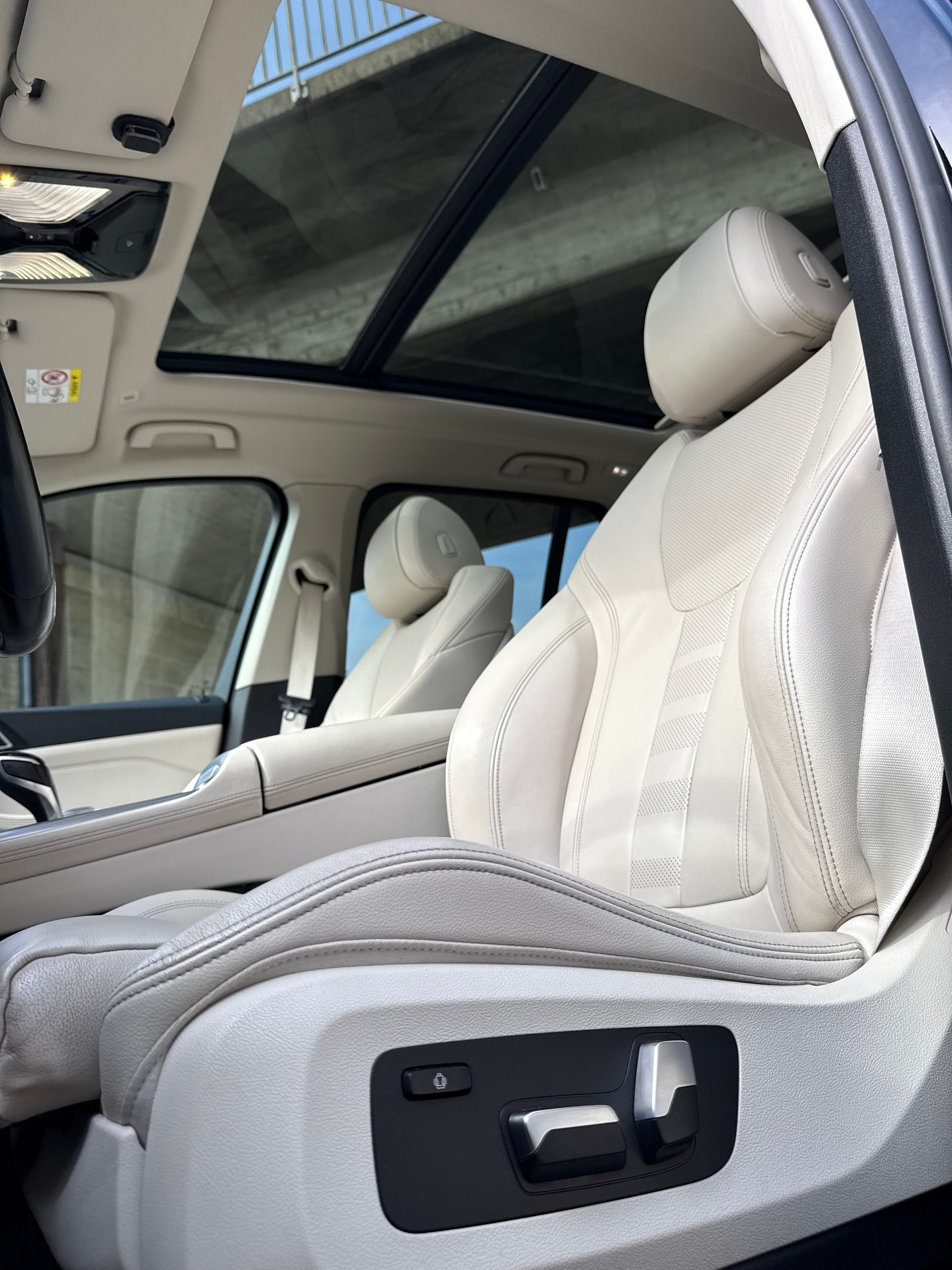 BMW 30d xDrive-image-4