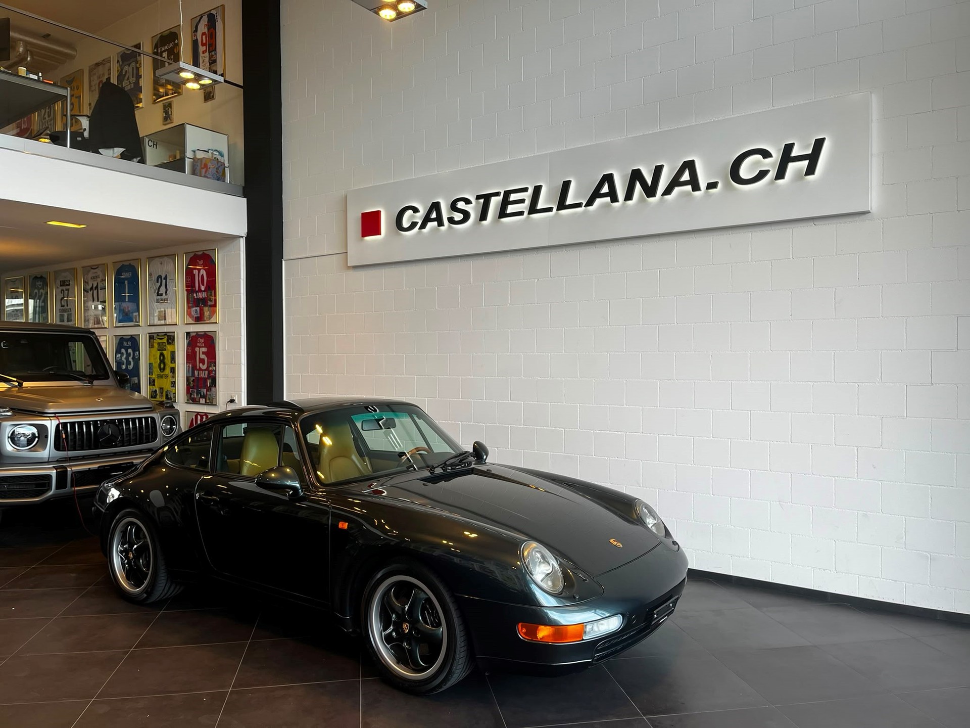 PORSCHE 911 Carrera-image-0