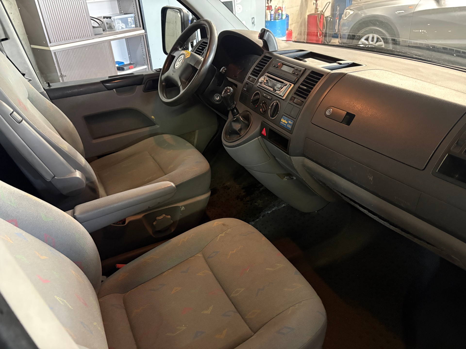 VW T5 2.5 TDI PD 4MOTION-image-10