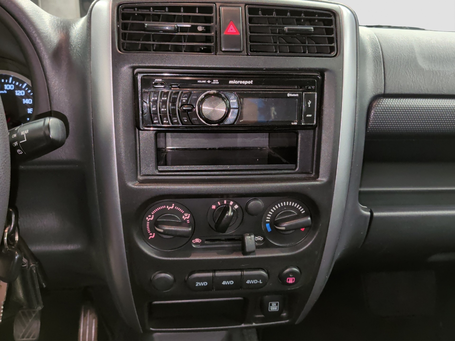 SUZUKI Jimny 1.3 16V Unico-image-10