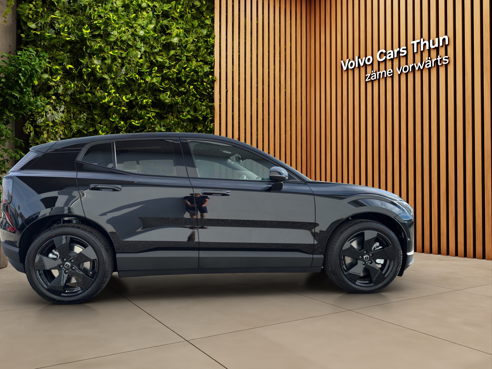 VOLVO EX30 E60 Twin Ultra Performance Sw. Black Ed. AWD-showroom-element-3