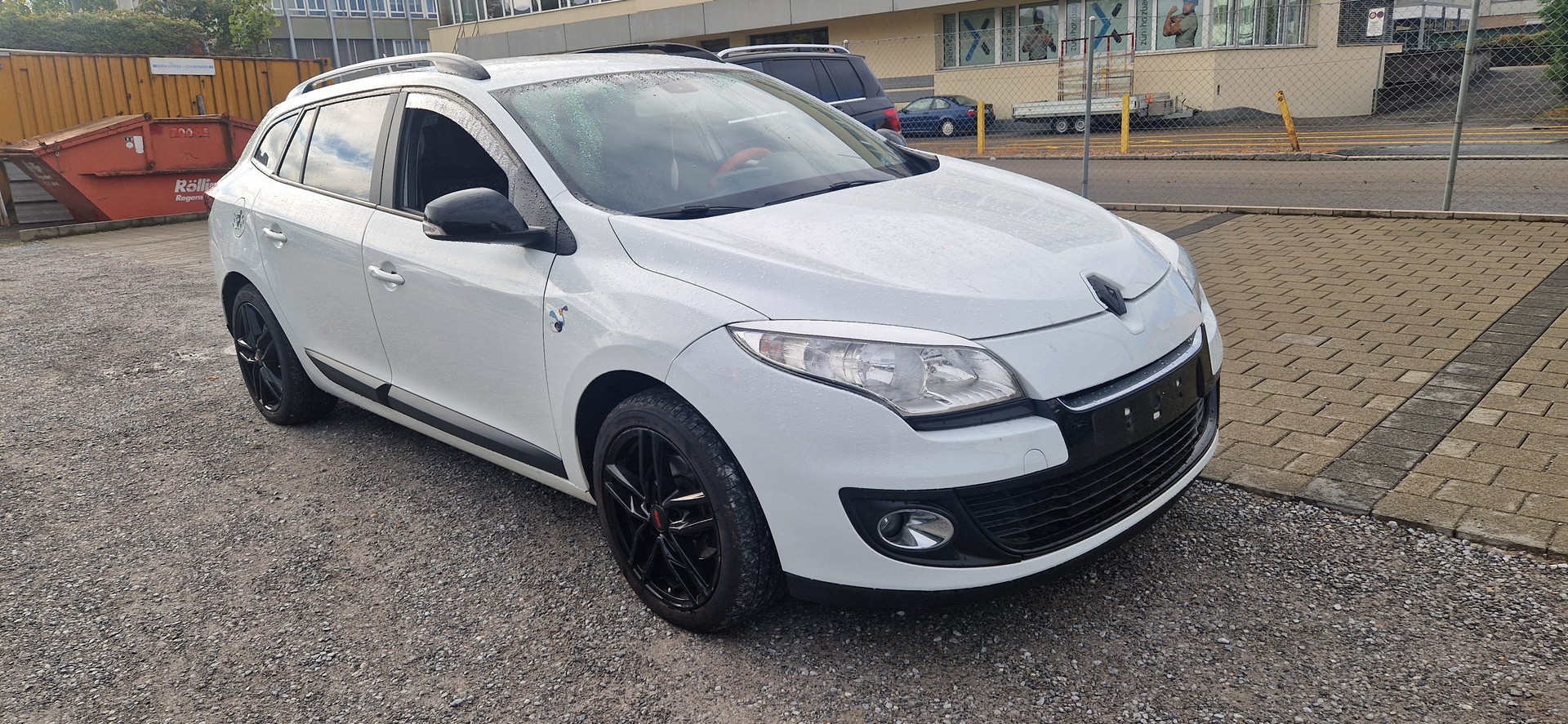 RENAULT Mégane Grandtour 1.5 dCi Dynamique EDC-image-2
