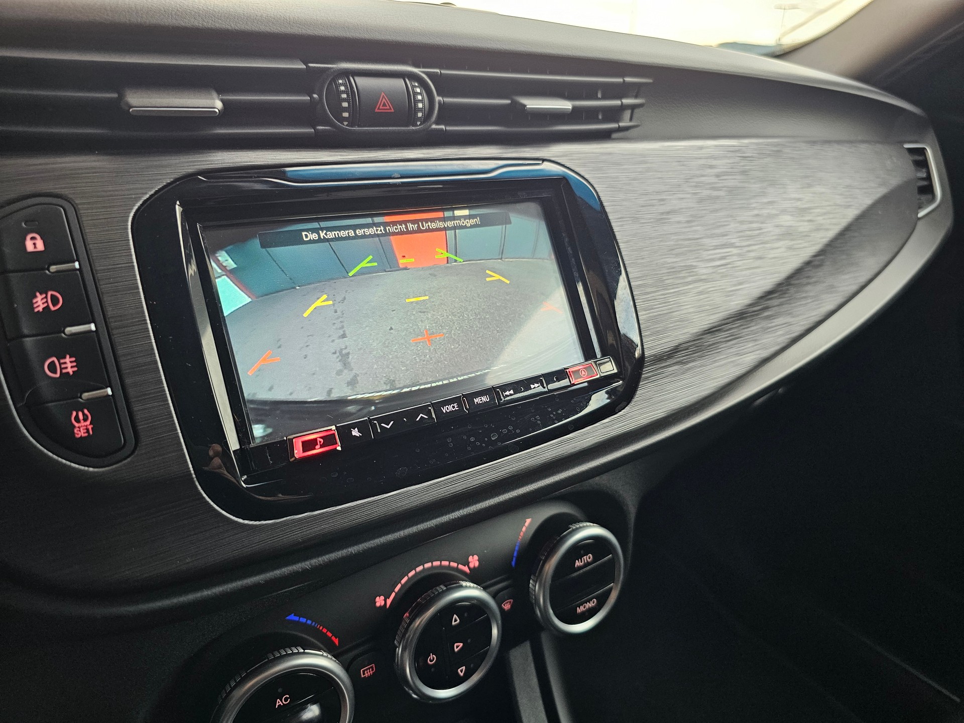 ALFA ROMEO Giulietta 1.4 Turbo TI-image-15