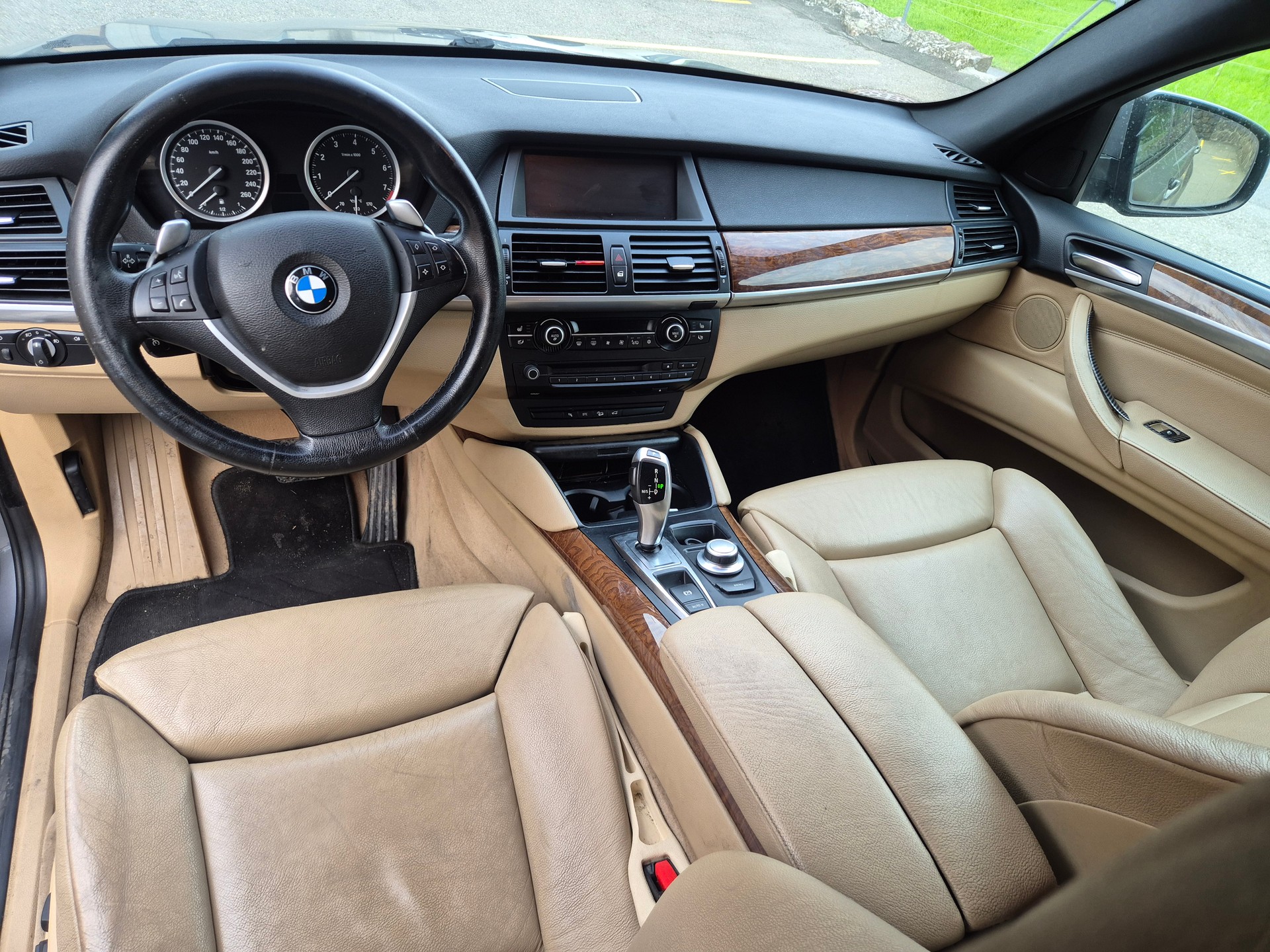 BMW X6 xDrive 35i Steptronic-image-5
