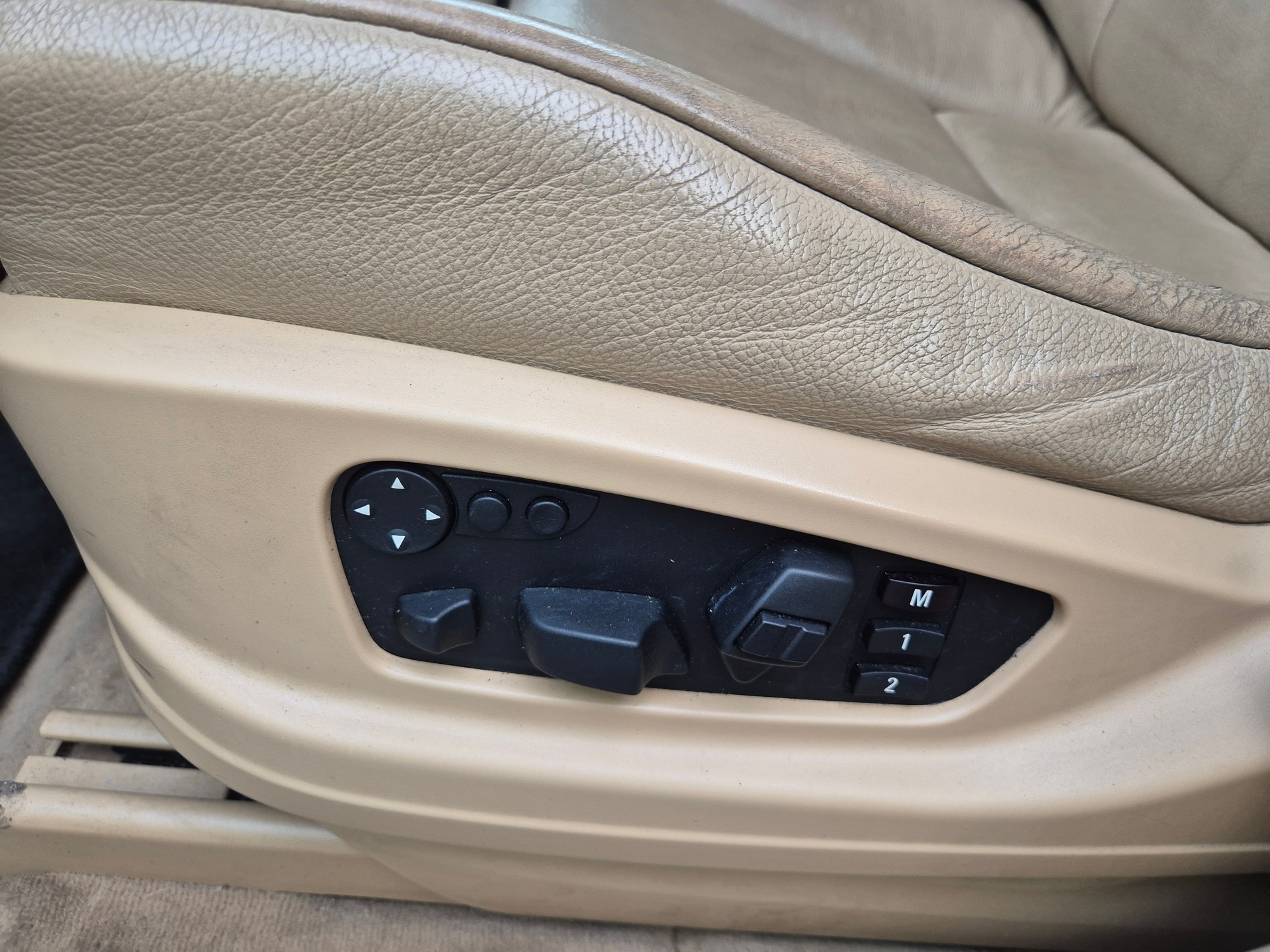 BMW X6 xDrive 35i Steptronic-image-8