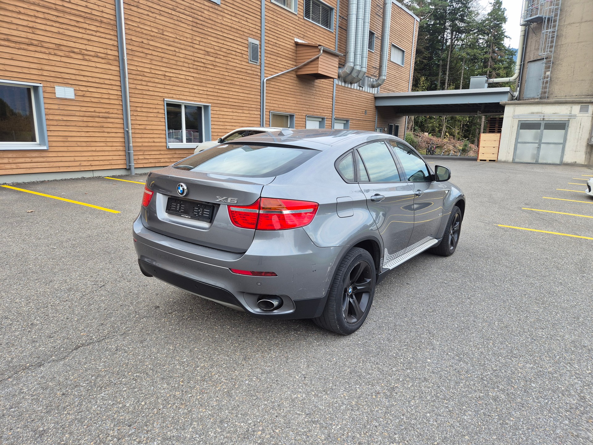 BMW X6 xDrive 35i Steptronic-image-3