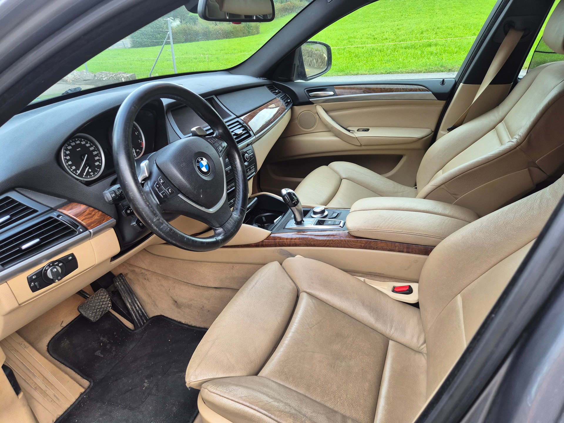 BMW X6 xDrive 35i Steptronic-image-6
