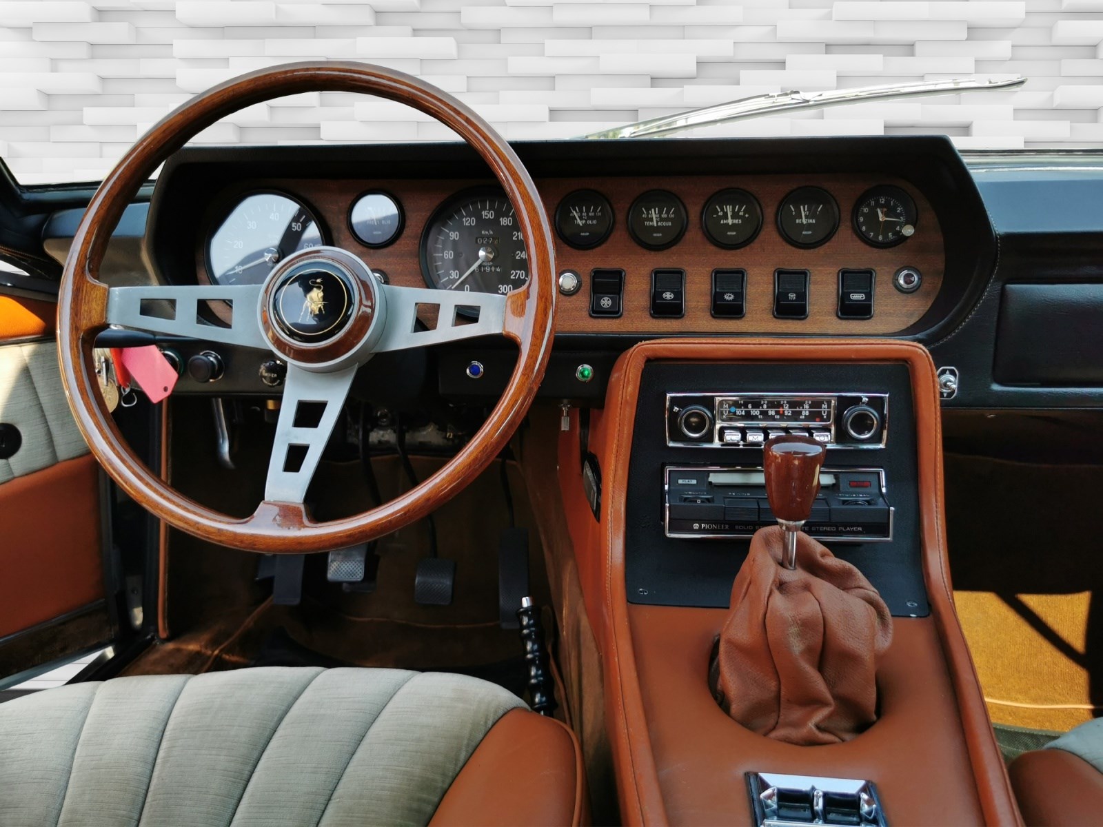 LAMBORGHINI ISLERO S GT 400 2+2-image-11