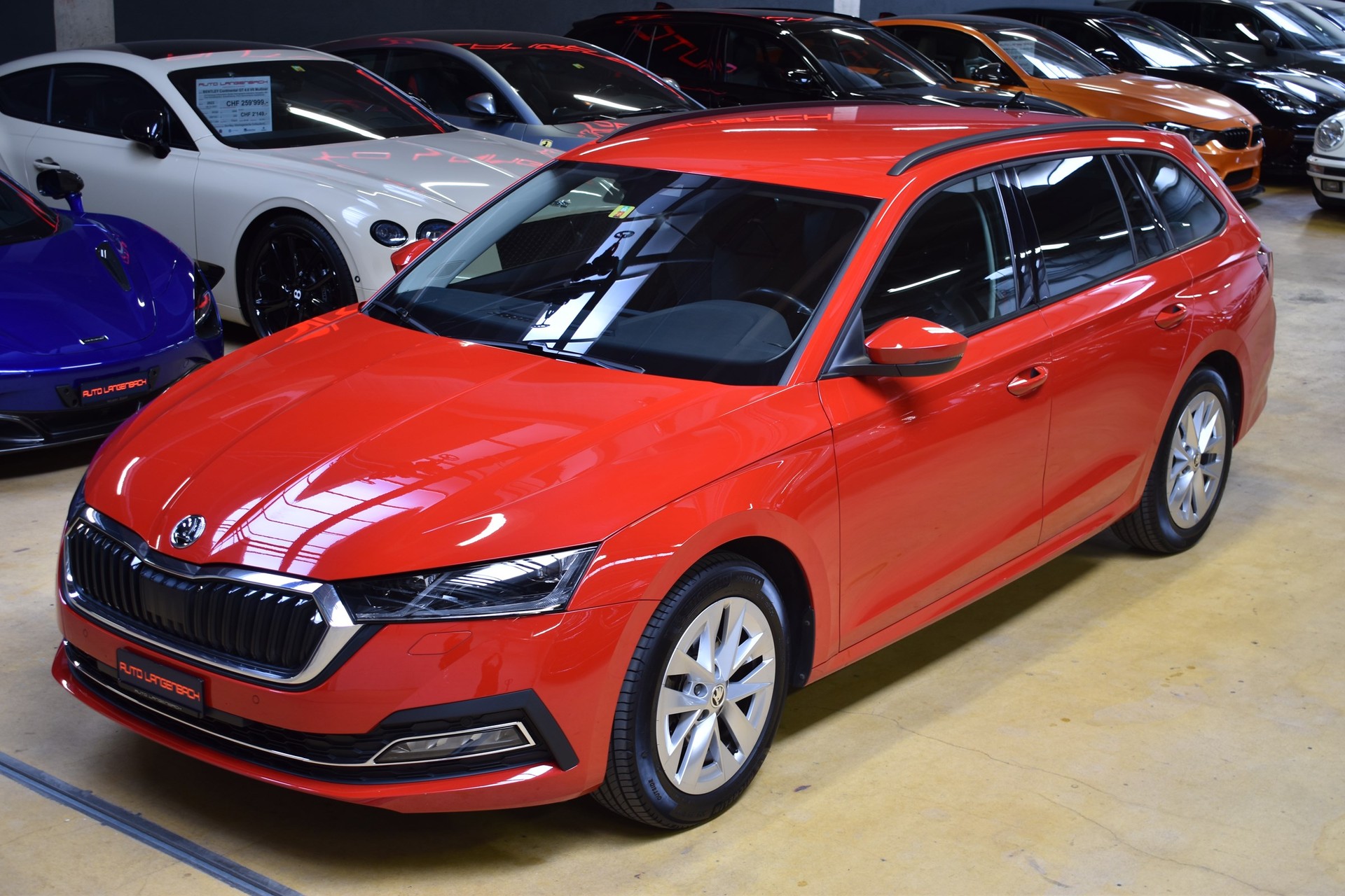 SKODA Octavia Combi 1.5 TSI mHEV DSG Style - Modell 2022-image-1