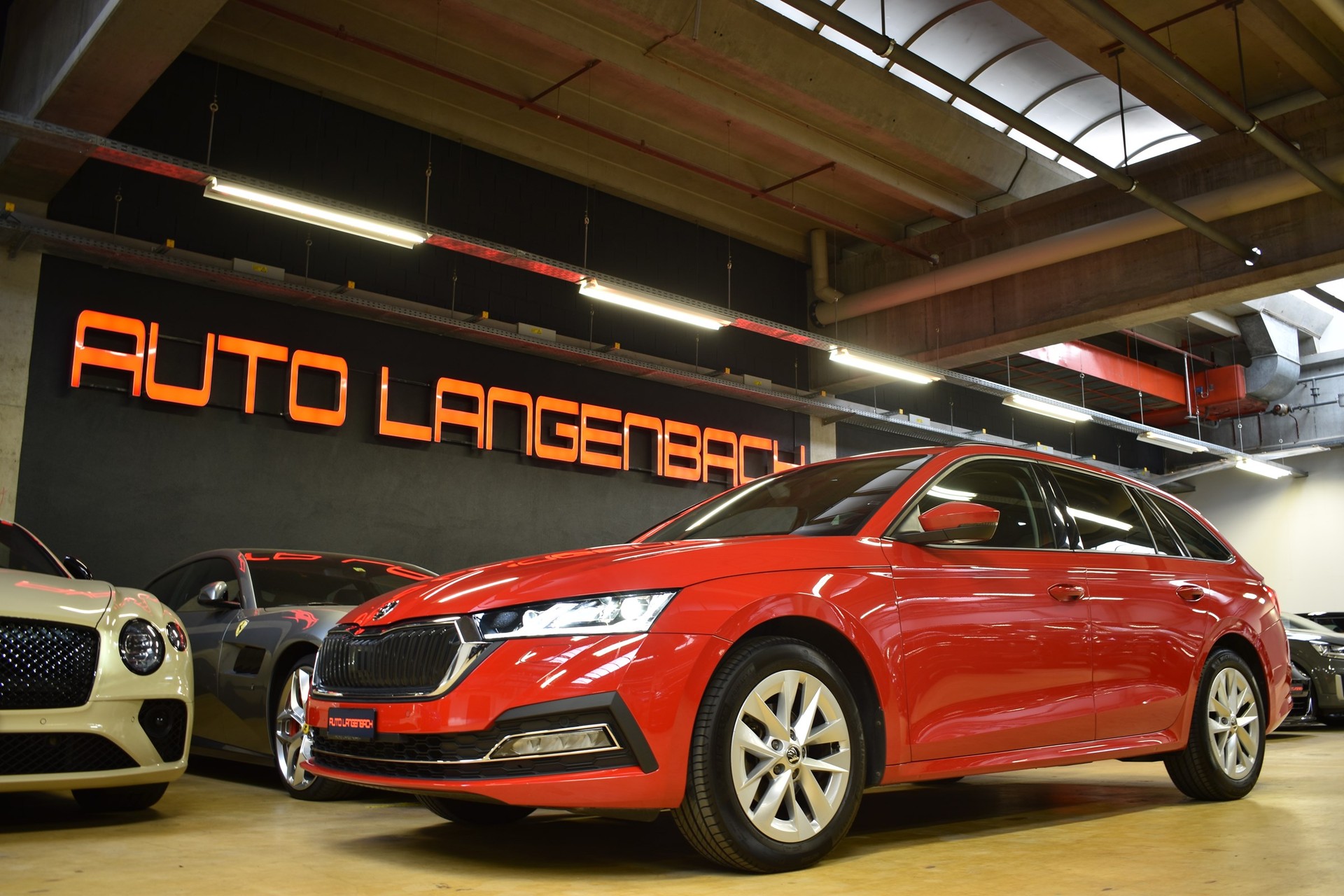 SKODA Octavia Combi 1.5 TSI mHEV DSG Style - Modell 2022-image-10
