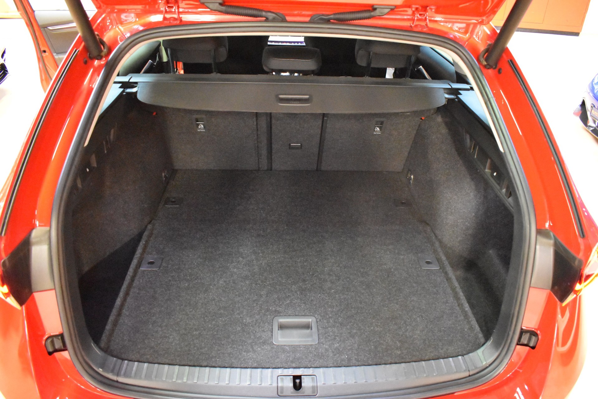 SKODA Octavia Combi 1.5 TSI mHEV DSG Style - Modell 2022-image-30