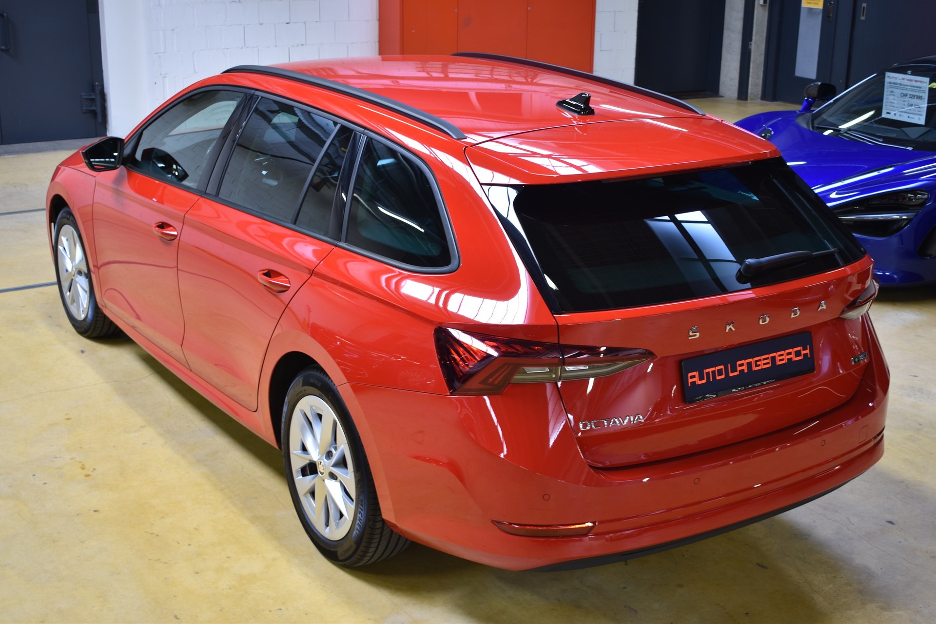 SKODA Octavia Combi 1.5 TSI mHEV DSG Style - Modell 2022-image-3