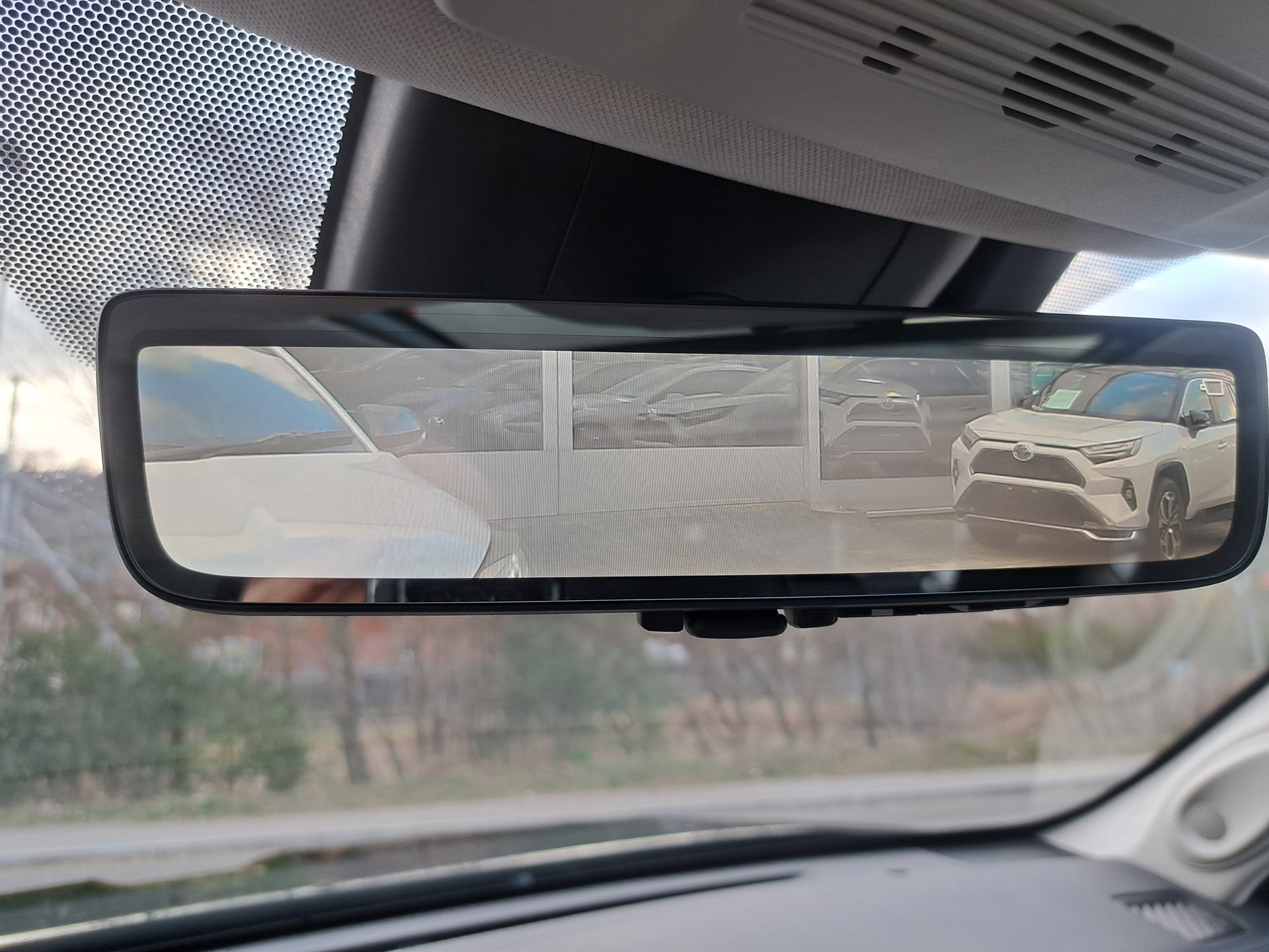TOYOTA Highlander 2.5 HSD Premium e-CVT-image-12