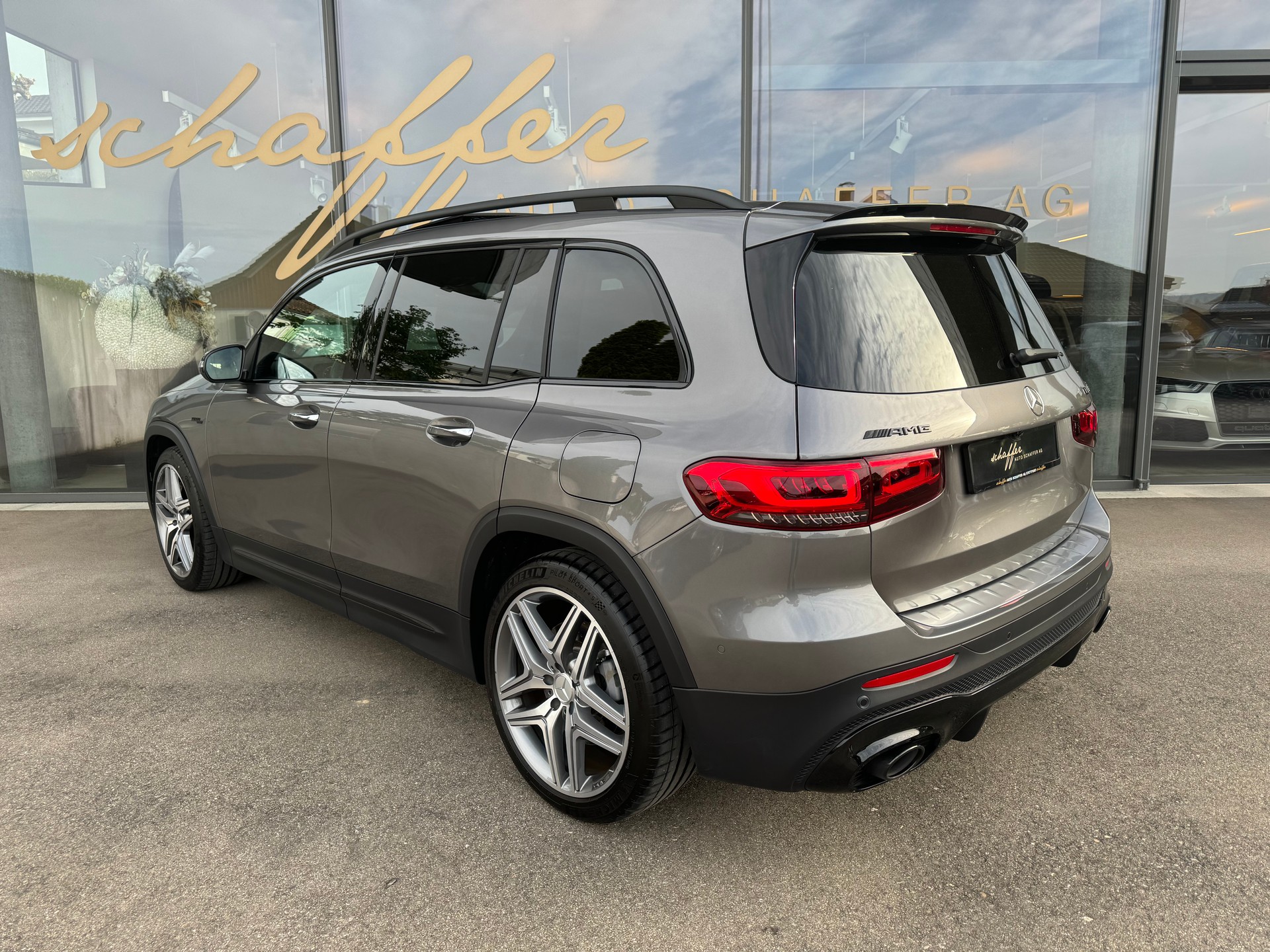MERCEDES-BENZ GLB 35 AMG 4Matic 8G-Tronic-image-6