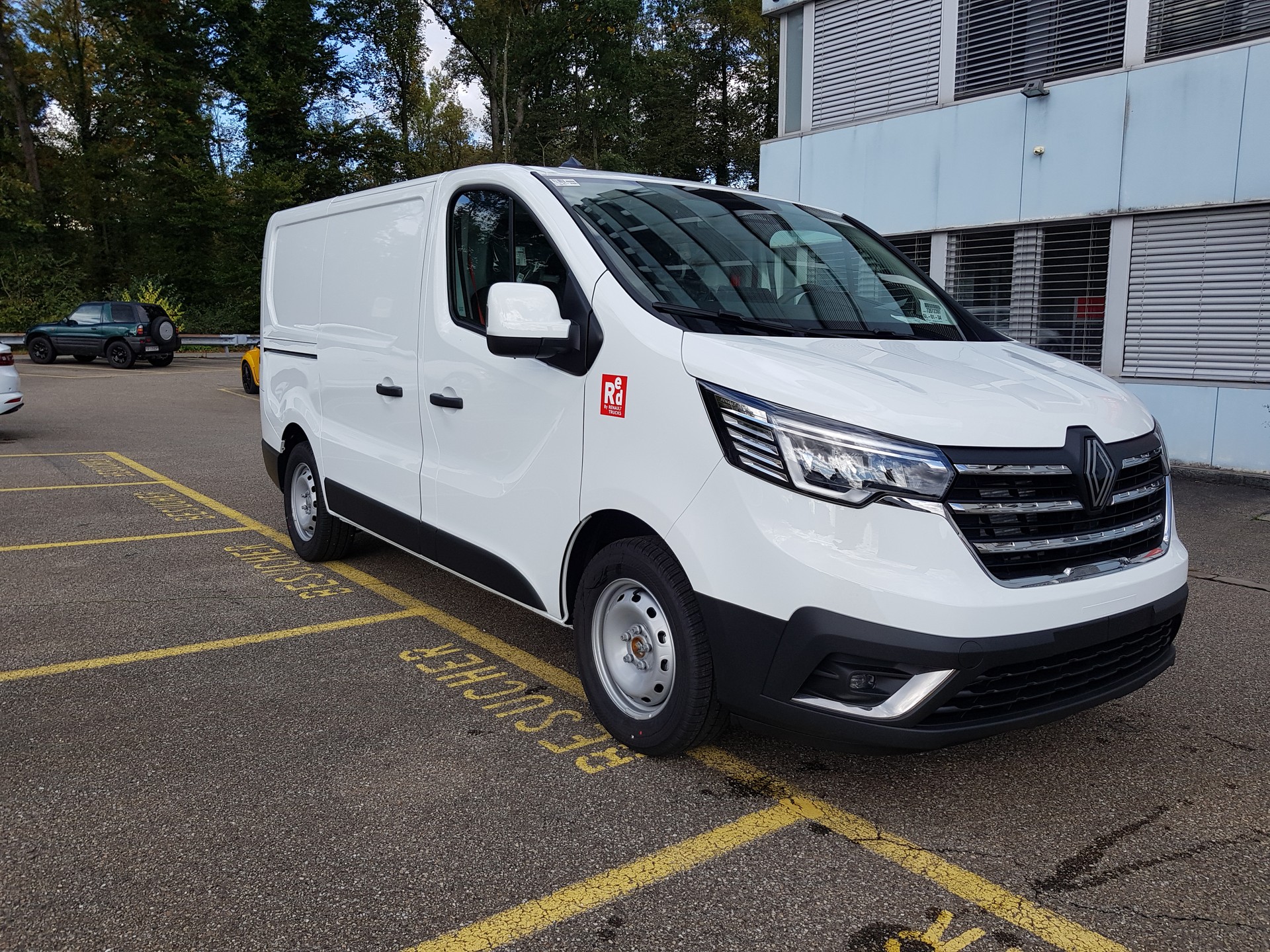 RENAULT Trafic Red Edition L1H1