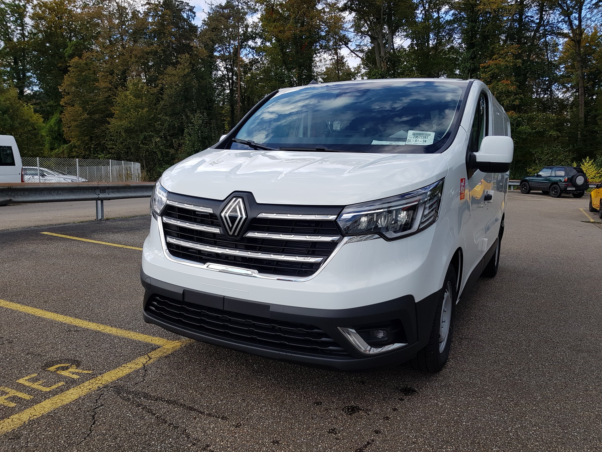 RENAULT Trafic Red Edition L1H1-image-2