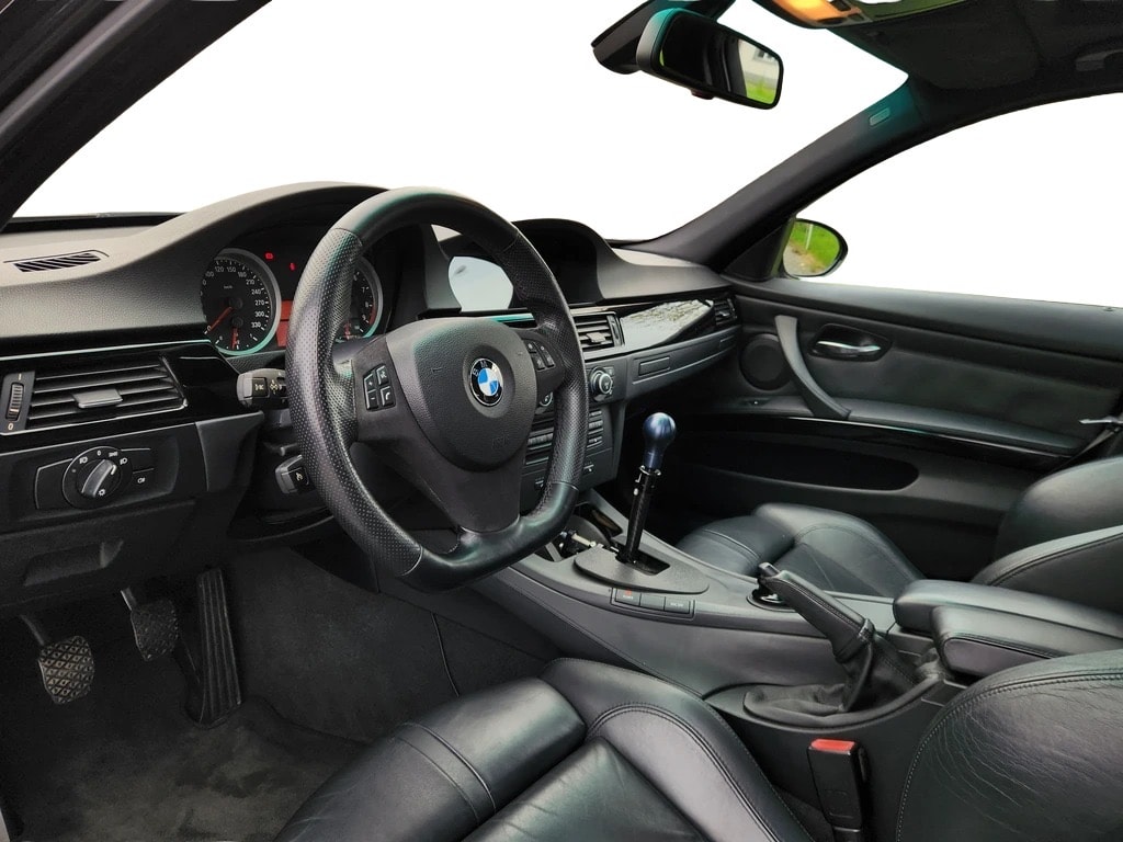 BMW M3 Limousine-image-7