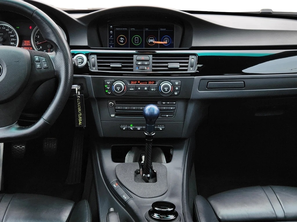 BMW M3 Limousine-image-10