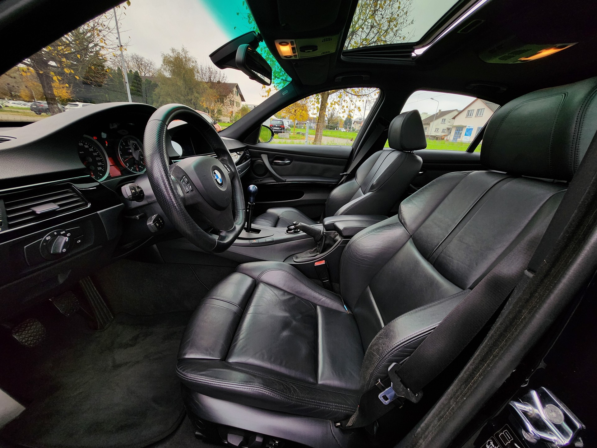 BMW M3 Limousine-image-7