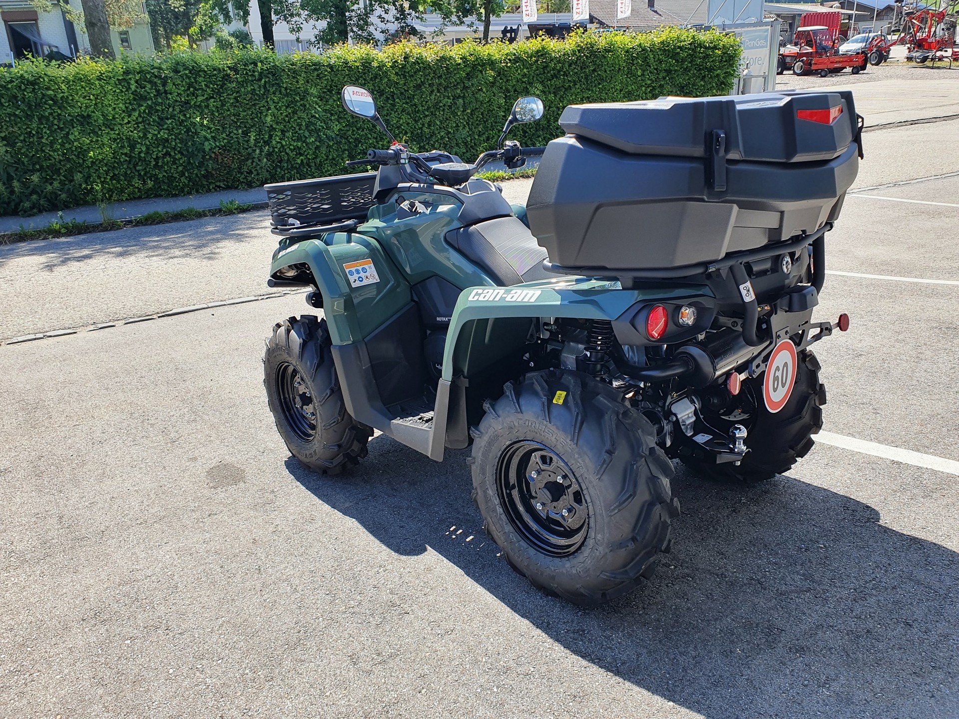 CAN-AM 570 L XU-image-2