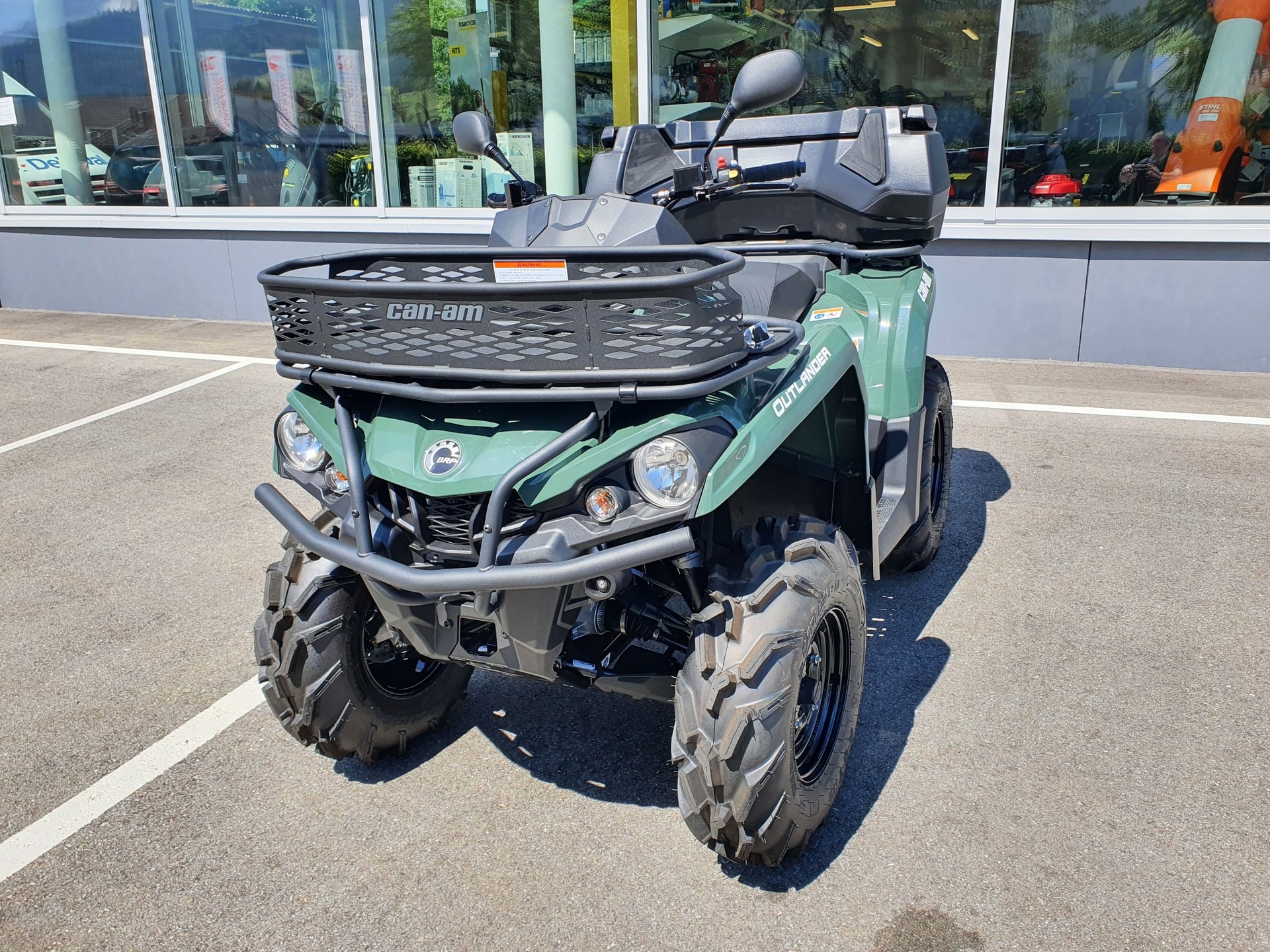 CAN-AM 570 L XU-image-1