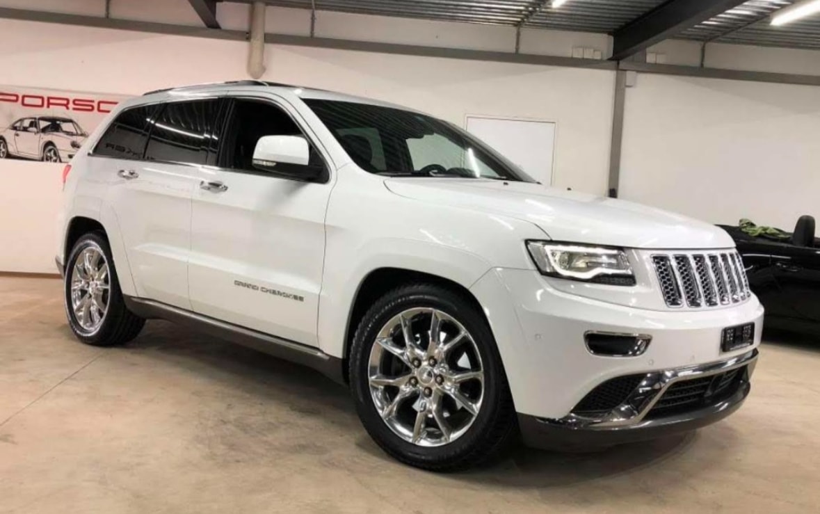 JEEP Grand Cherokee 3.0 CRD Summit Automatic-image-2