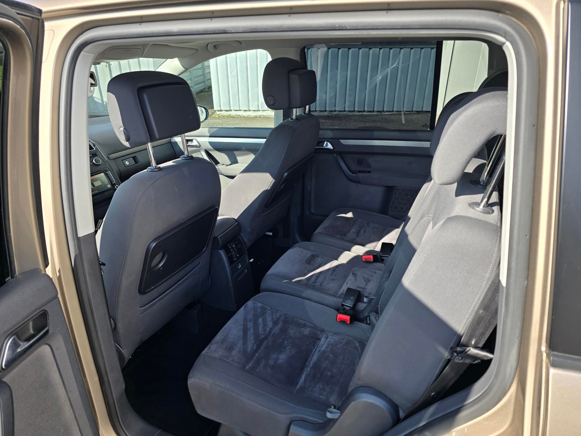 VW Touran 1.4 TSI Highline DSG-image-7