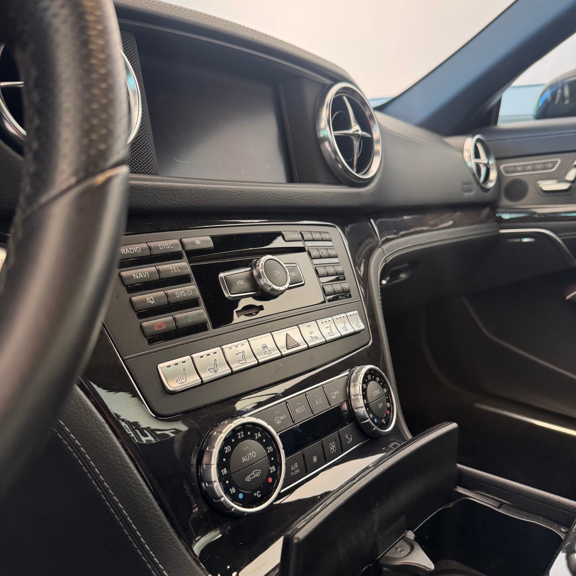 MERCEDES-BENZ SL 500 7G-Tronic-image-13