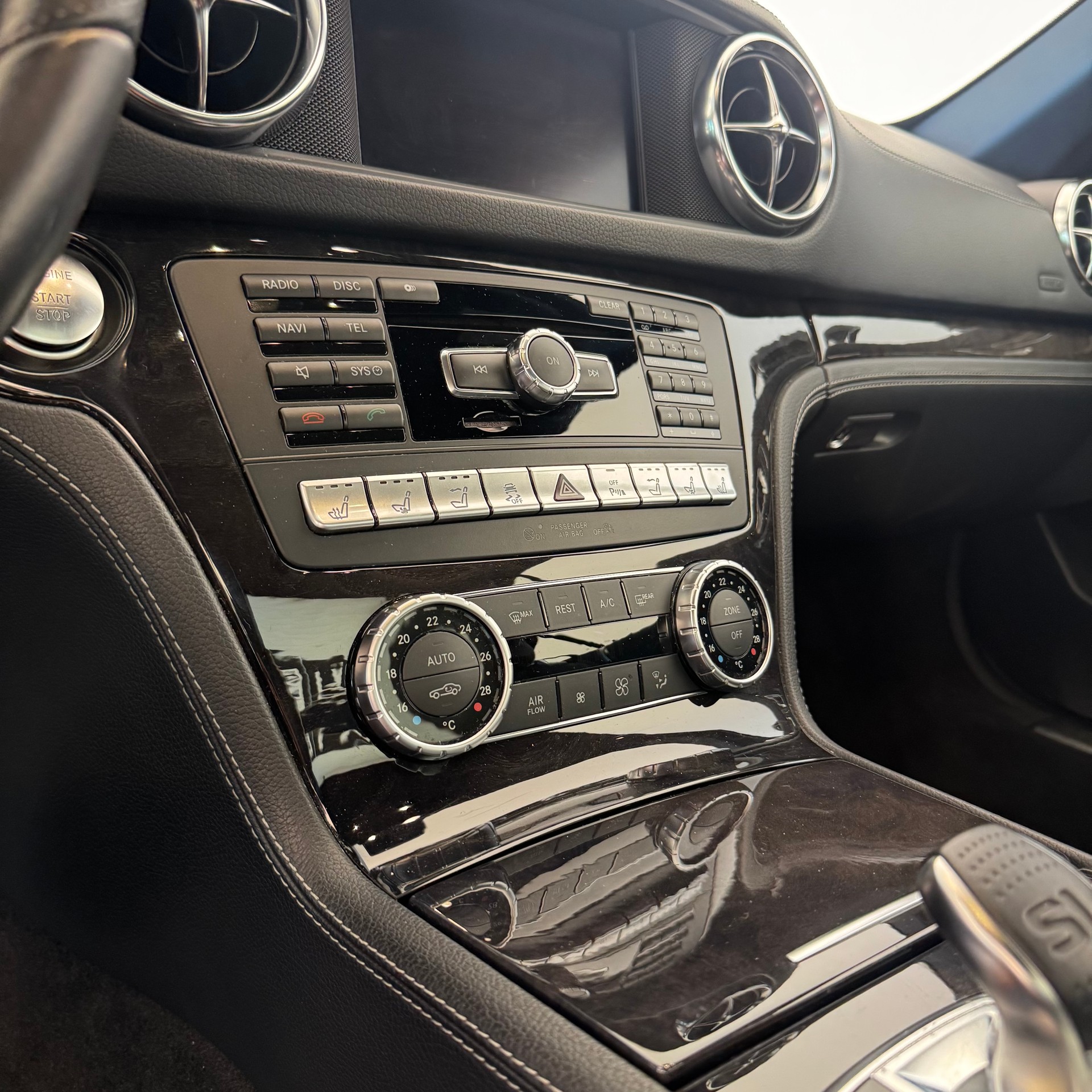 MERCEDES-BENZ SL 500 7G-Tronic-image-12